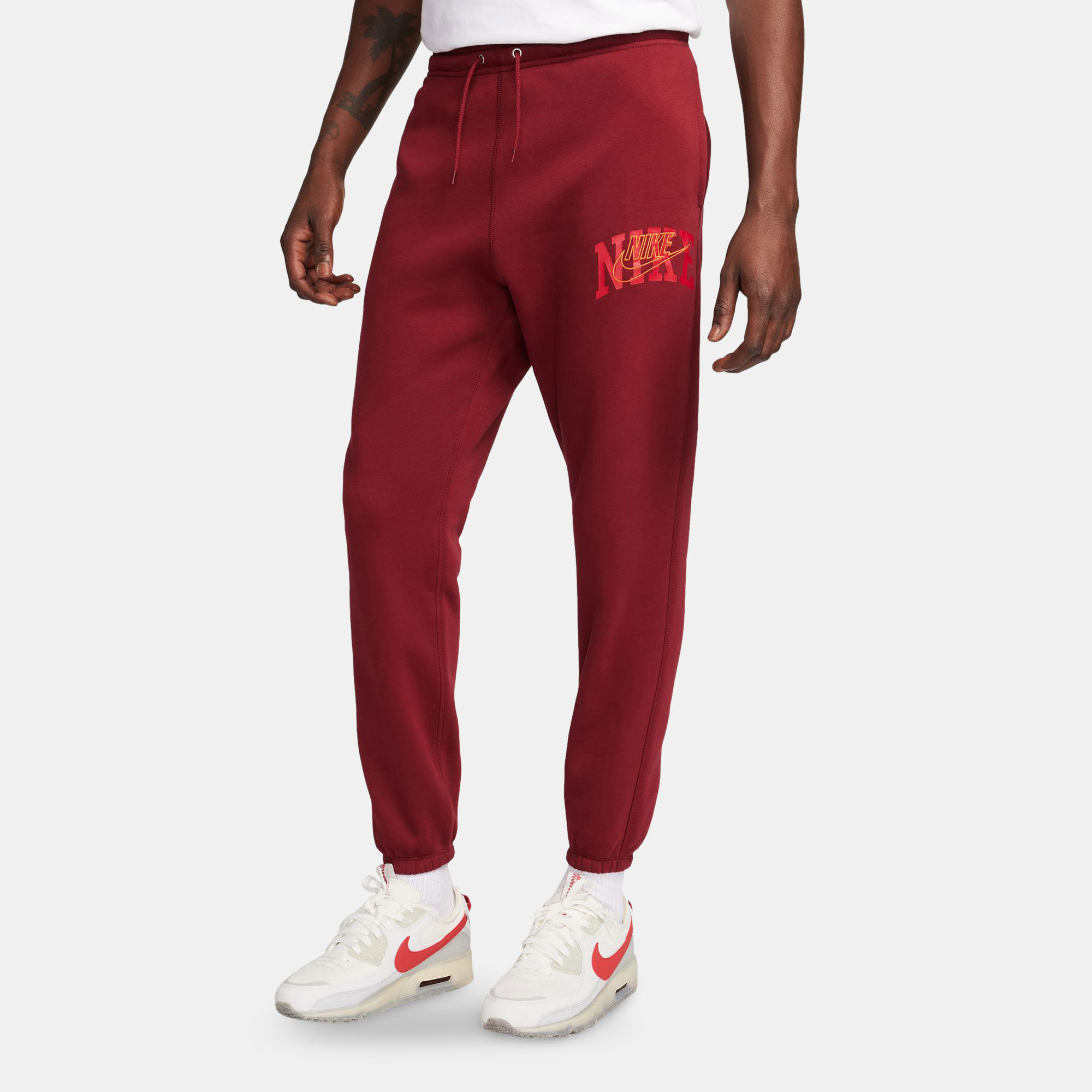 Men s Club Fleece Sweatpants Maroon Nike in Kuwait SSS
