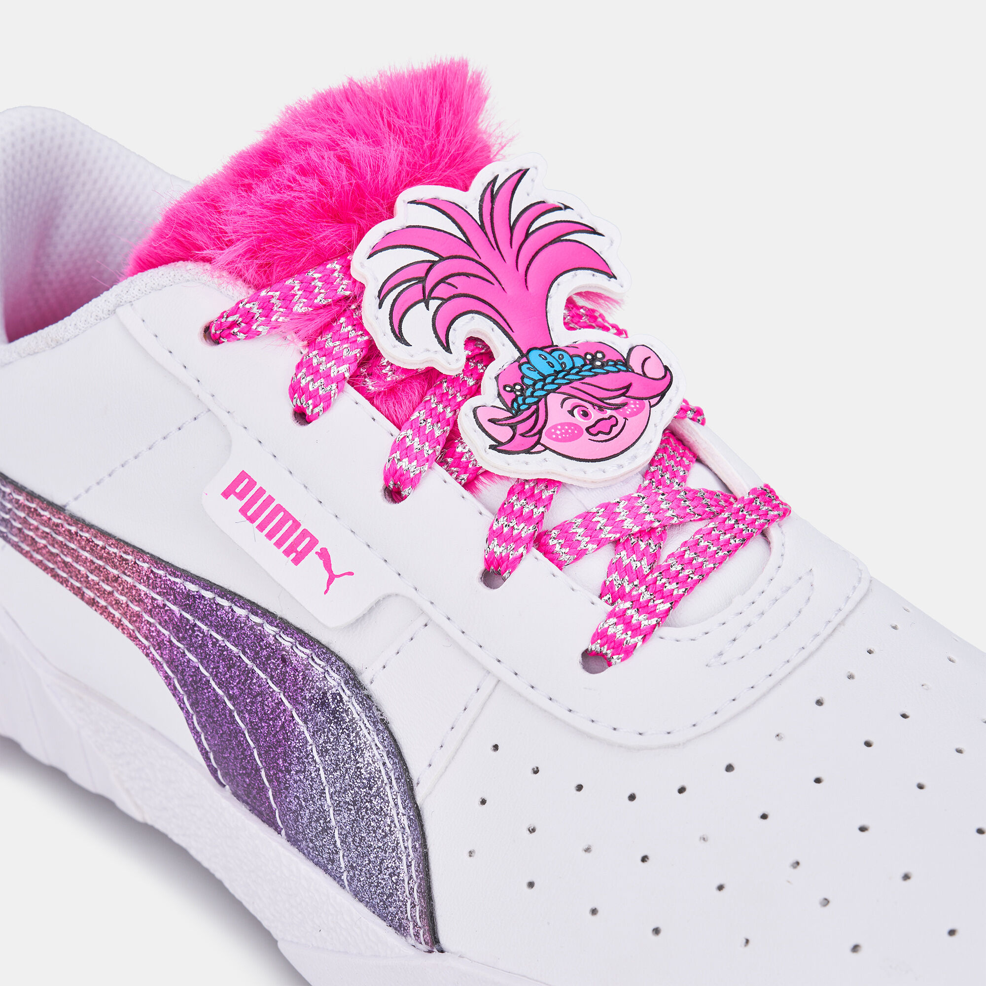 Kids x Trolls Cali OG Shoes White PUMA in Kuwait SSS