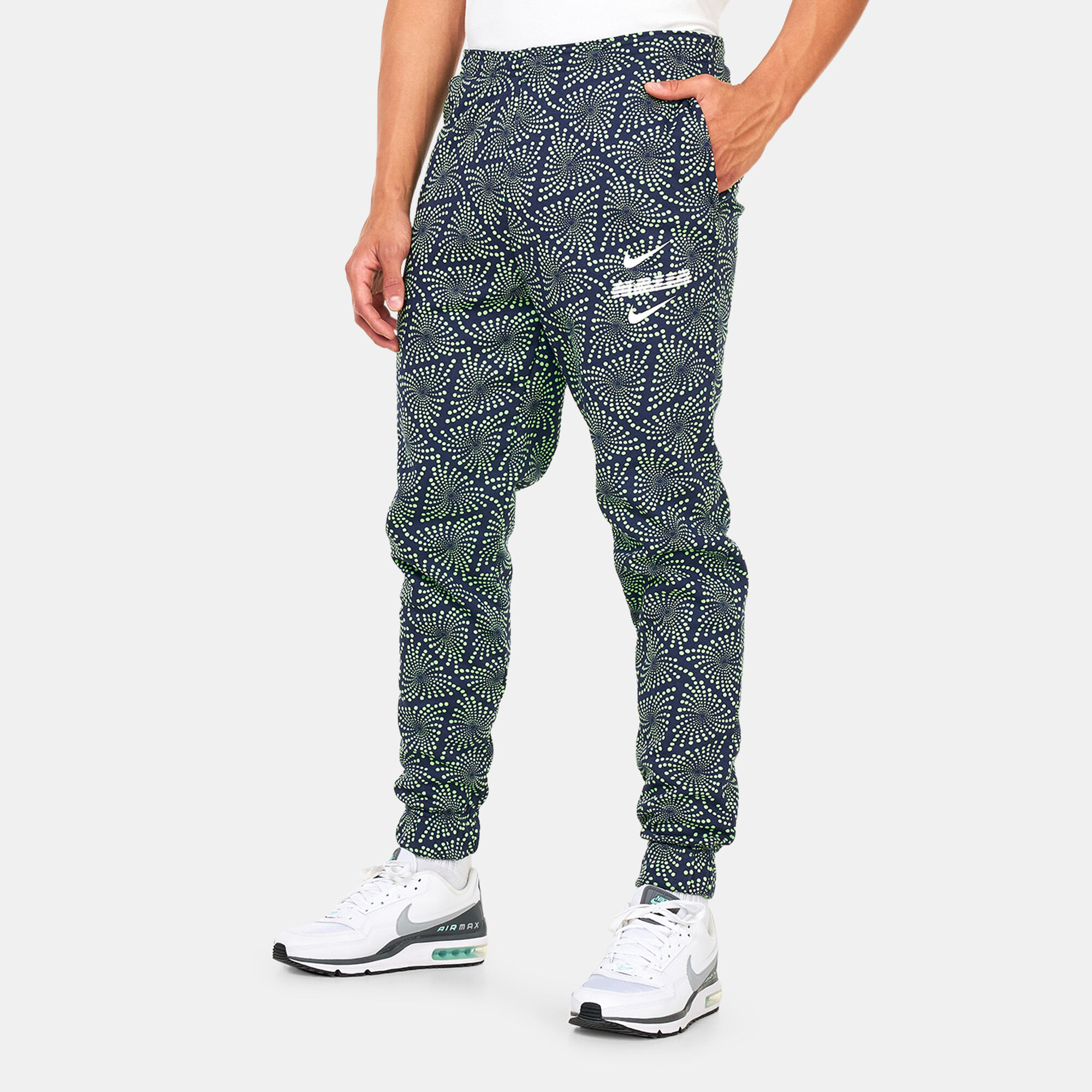 Men s Nigeria Fleece Pants Green Nike in Kuwait SSS