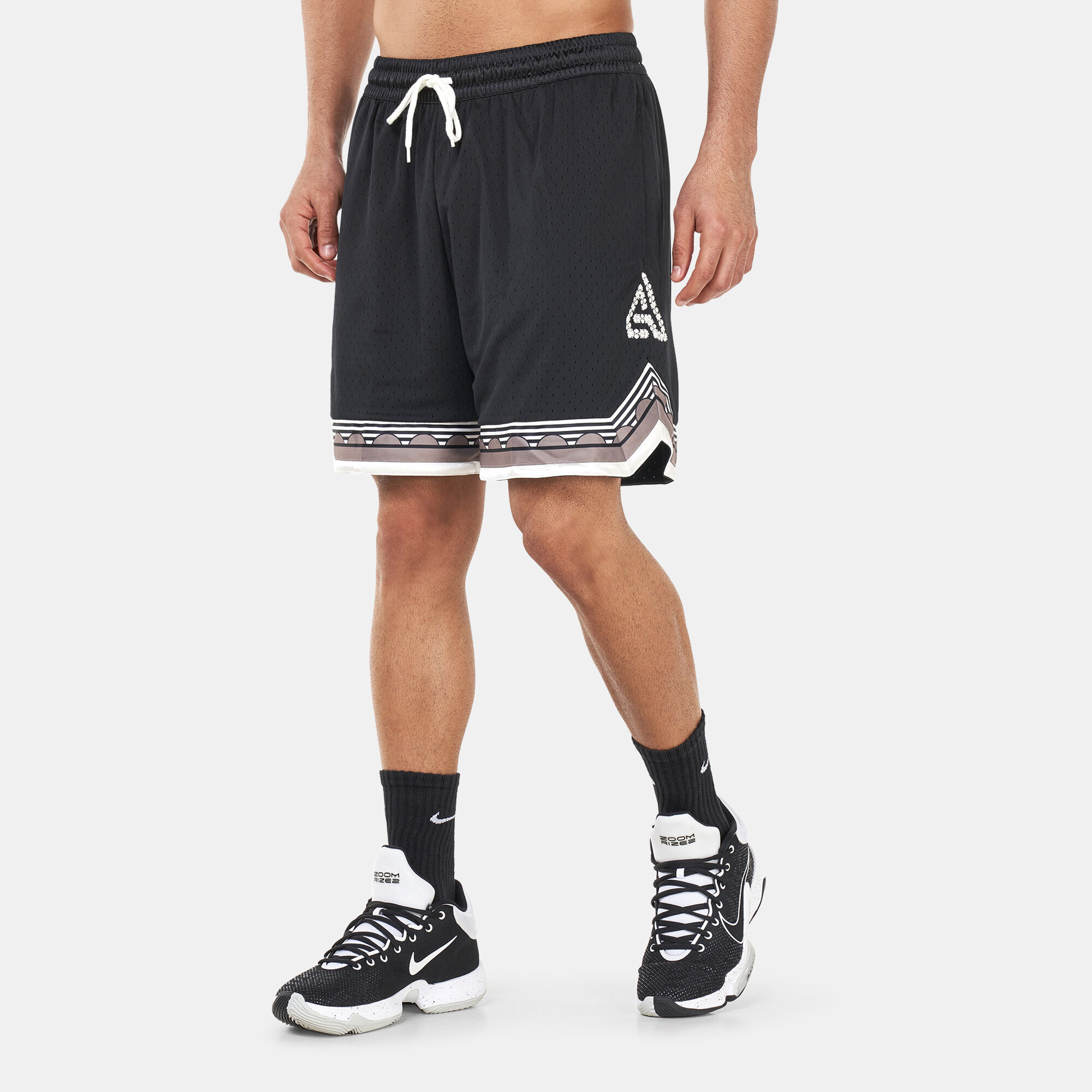 Giannis shorts nike top