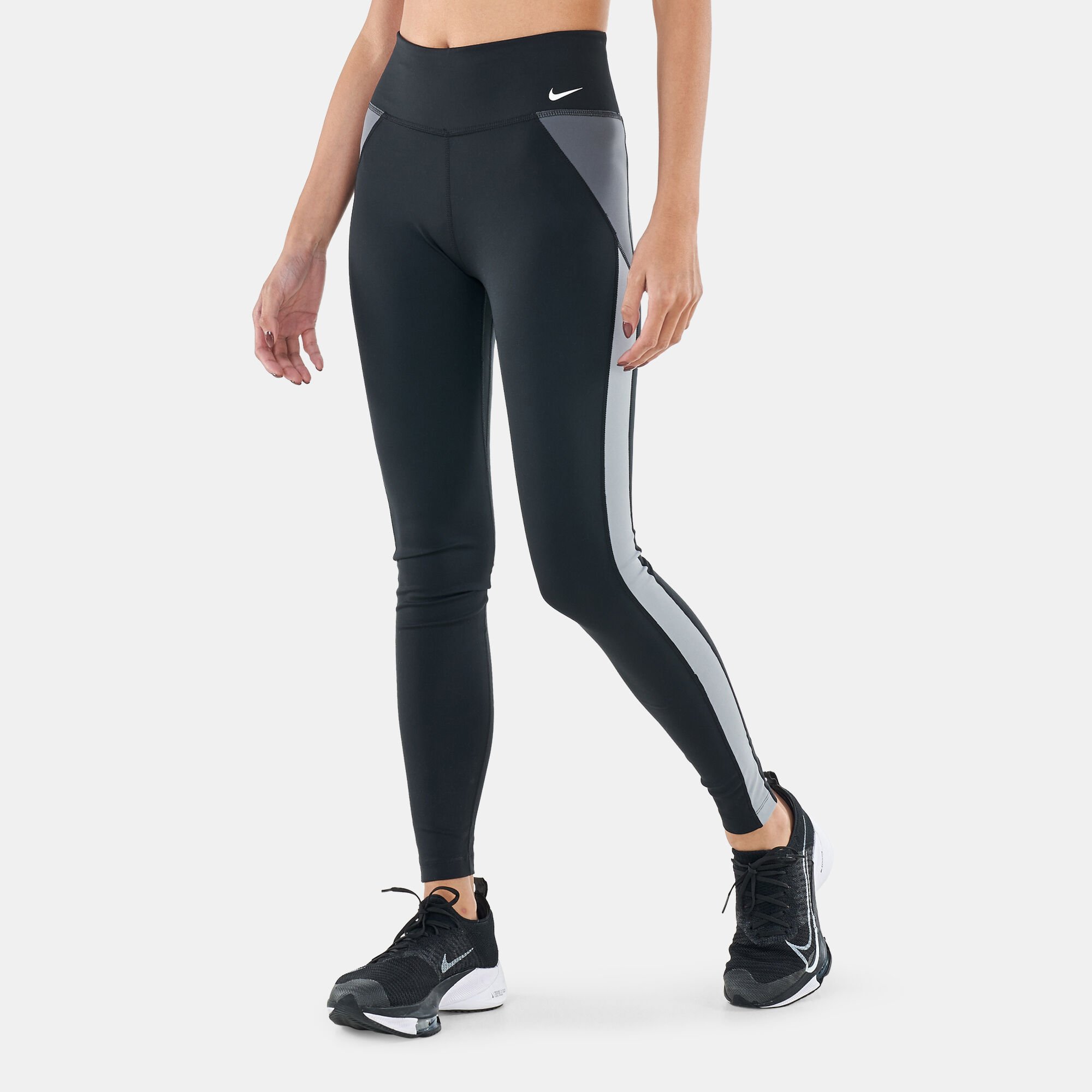 Women s One Dri FIT Colour Blocked Leggings