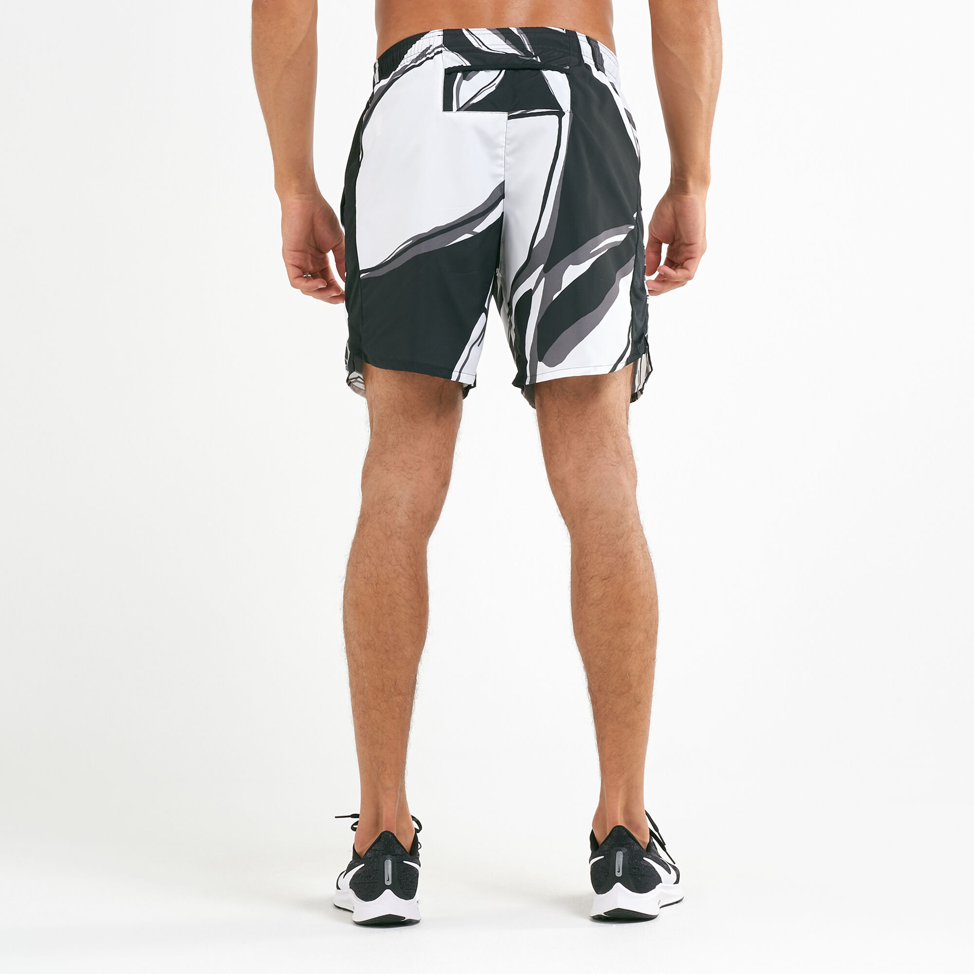 Men s Challenger 7in BF Fiesta Floral Running Shorts