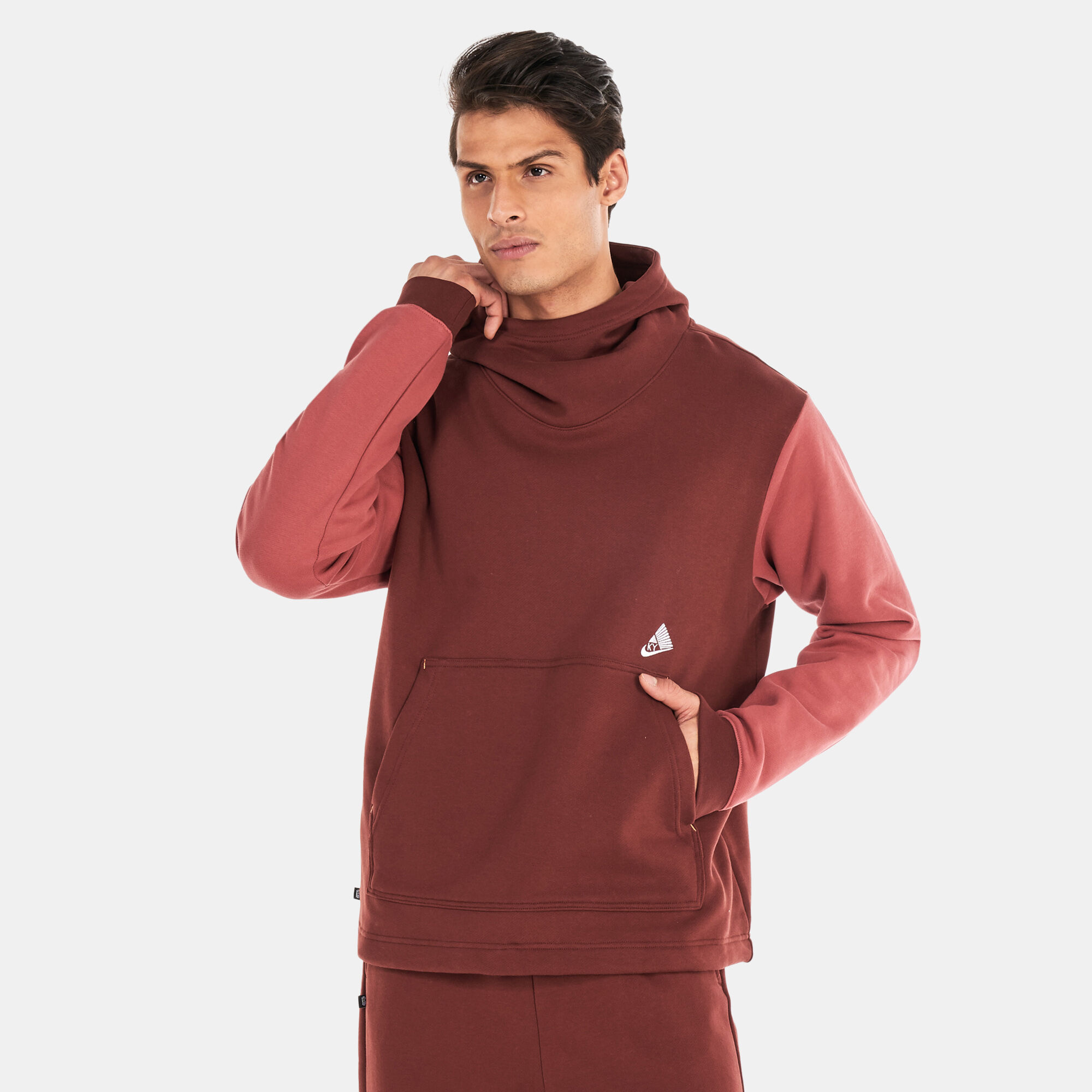 Kyrie pullover hoodie outlet