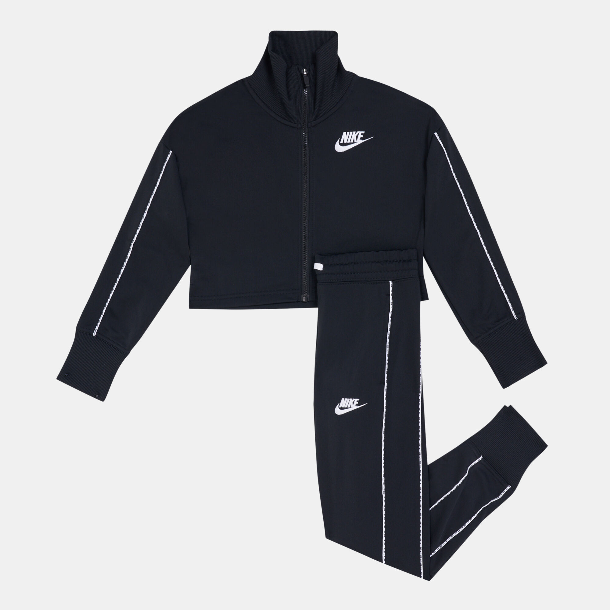 older girls nike tracksuit