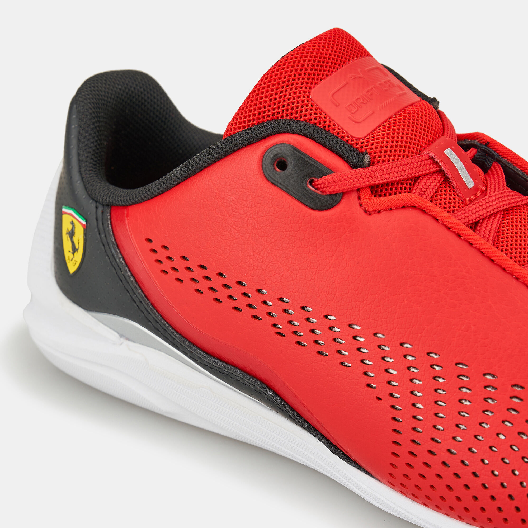 Kids Scuderia Ferrari Drift Cat Decima Motorsport Shoe Older Kids Red PUMA in Kuwait SSS