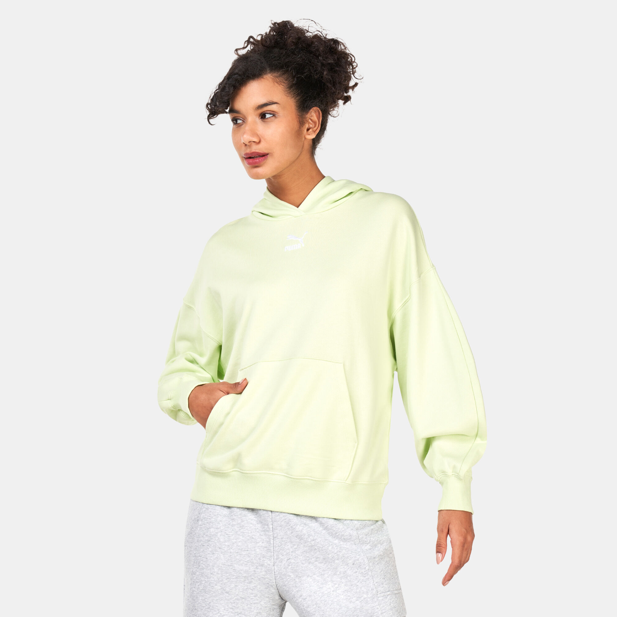 Women s Classics Oversized Pullover Hoodie Green PUMA in Kuwait SSS