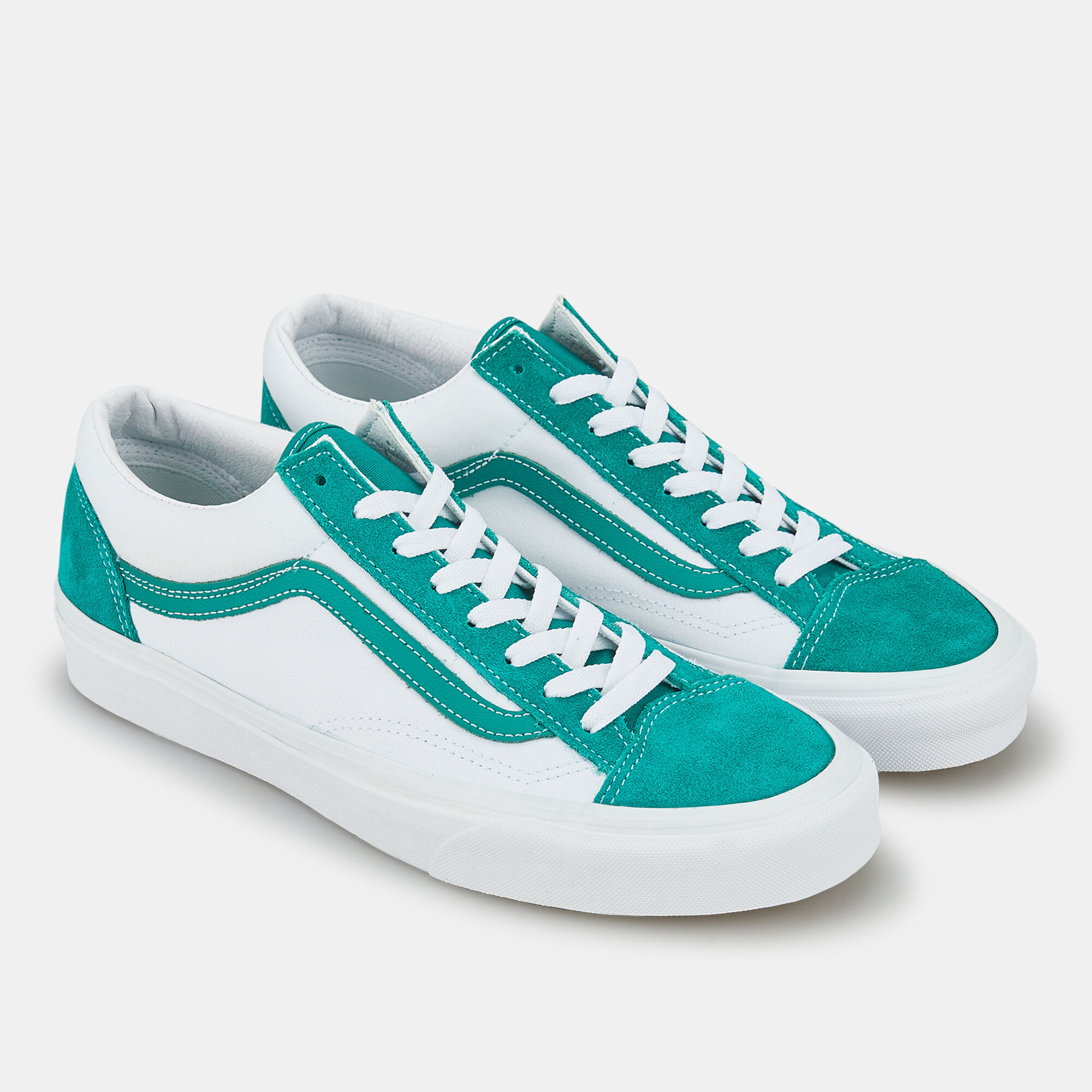Classic Sport Style 36 Unisex Shoe White Vans in Kuwait SSS