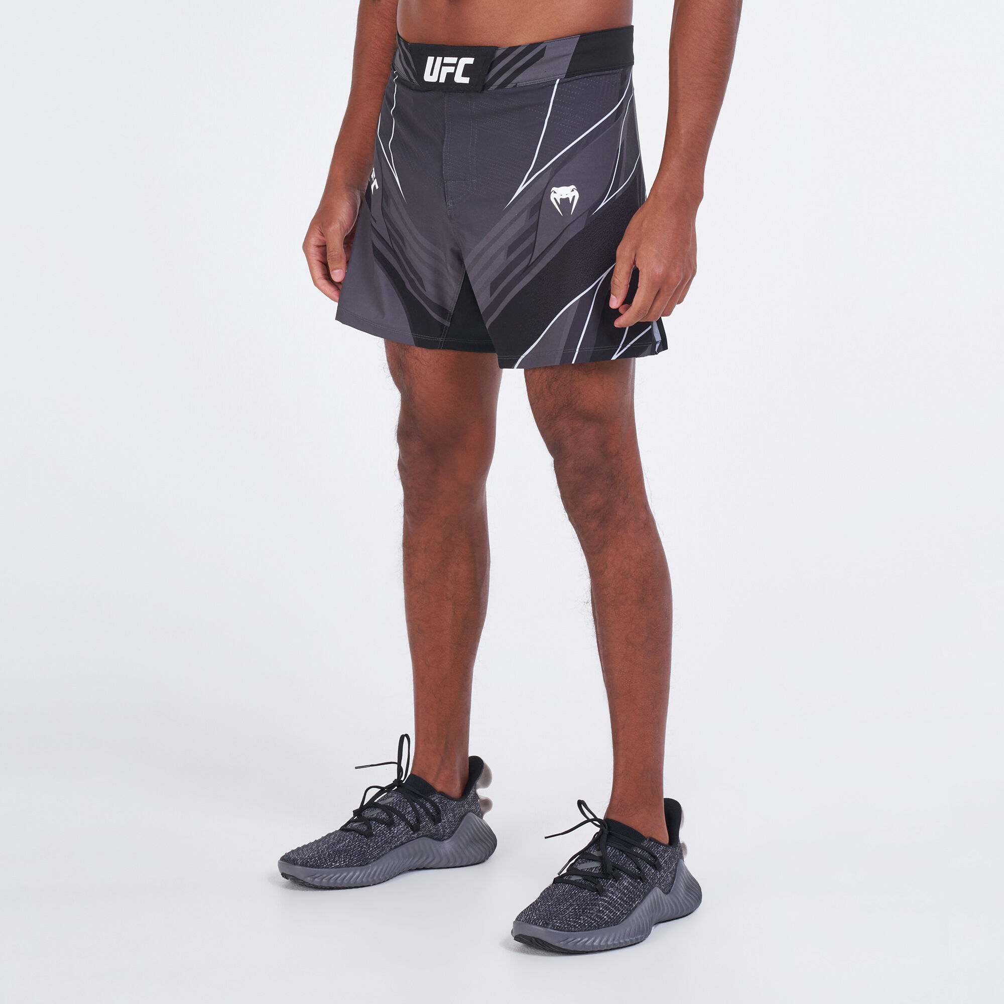 Shorts reebok ufc bleu hotsell