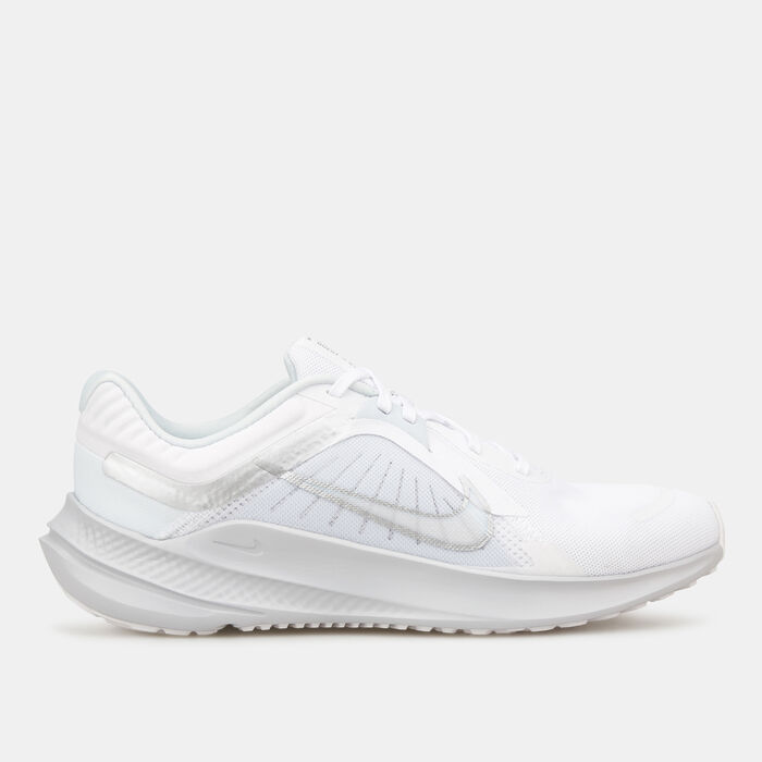 Nike Women's Quest 5 Road Running Shoe White image number 0