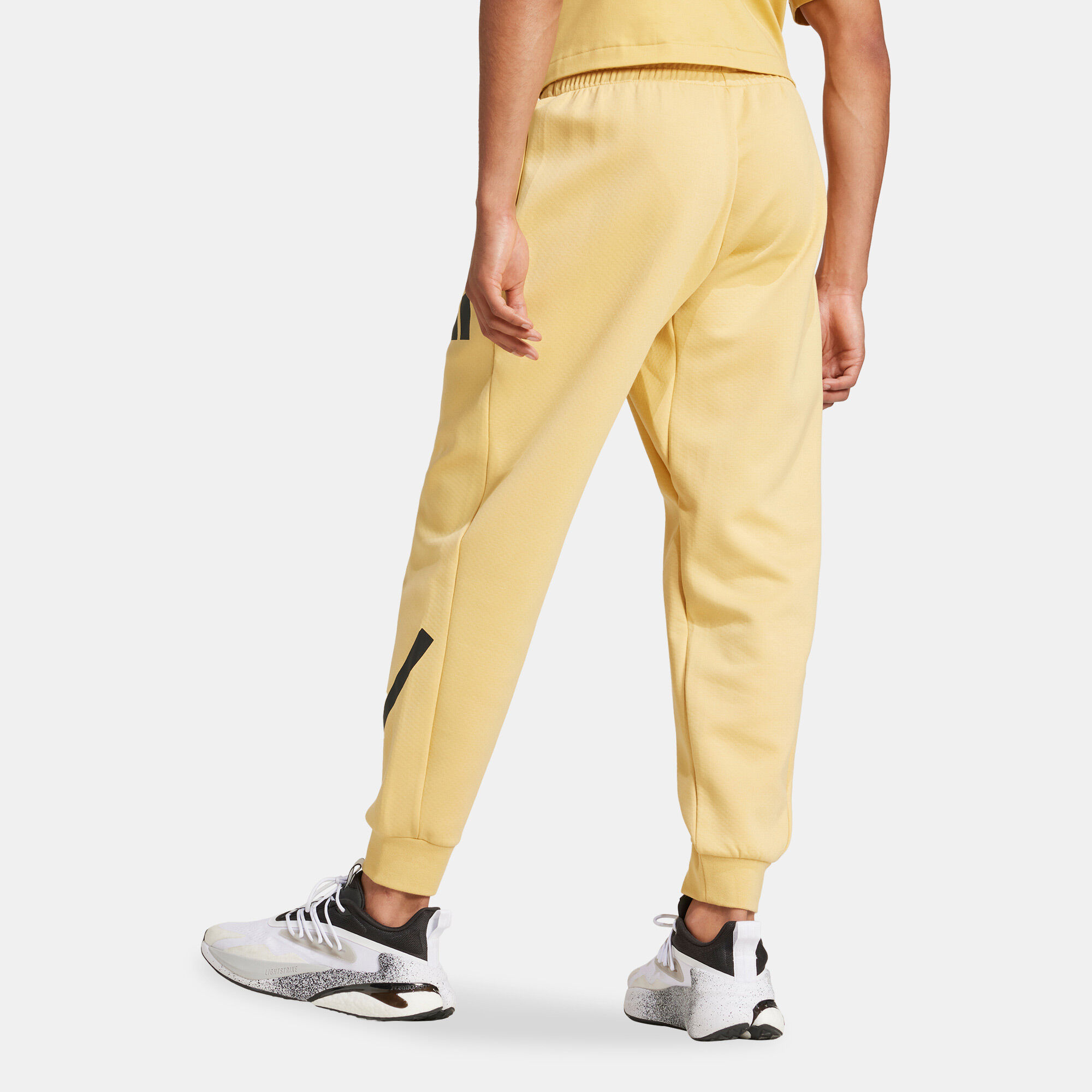 Men s Z.N.E. Track Pants
