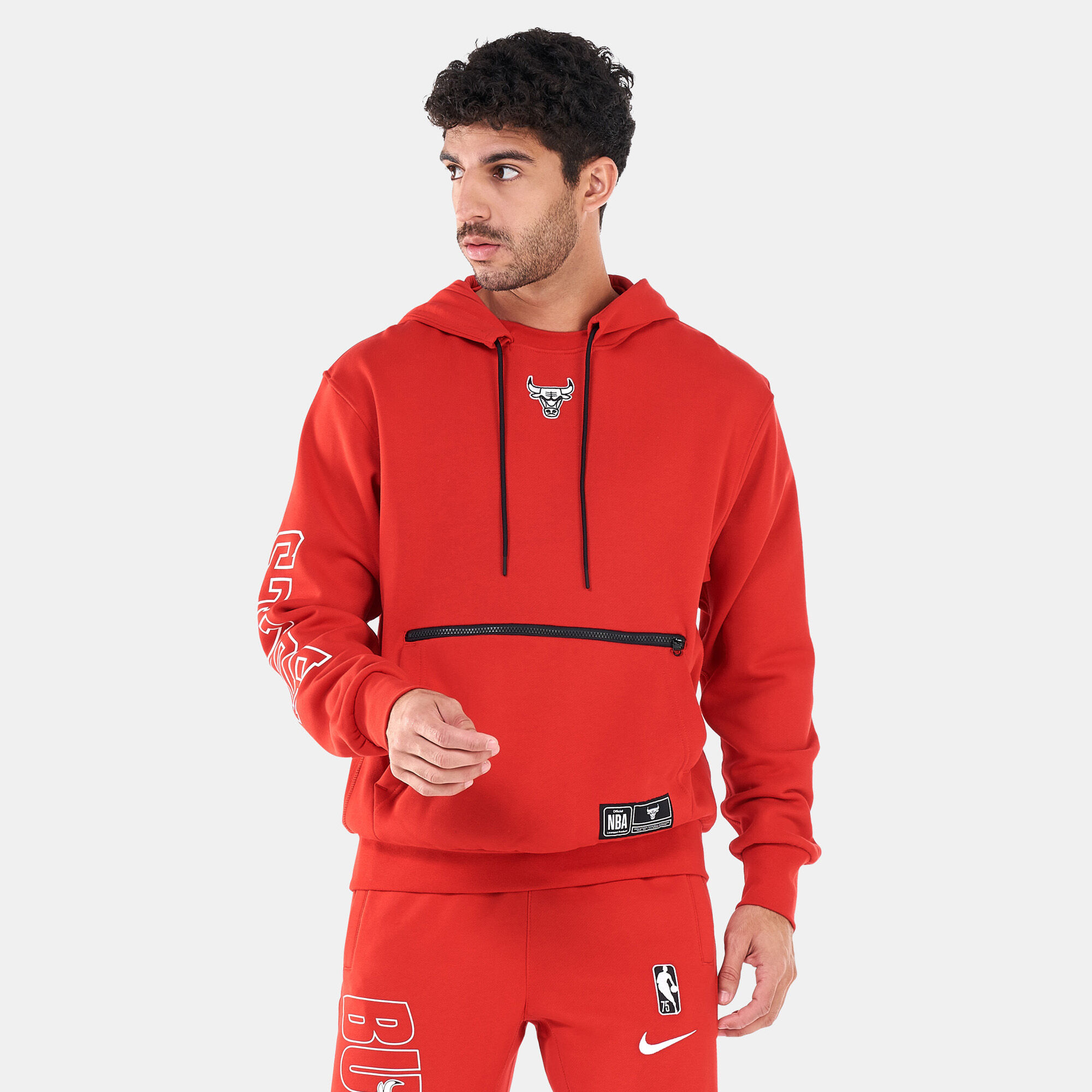 Nike bulls hoodie top