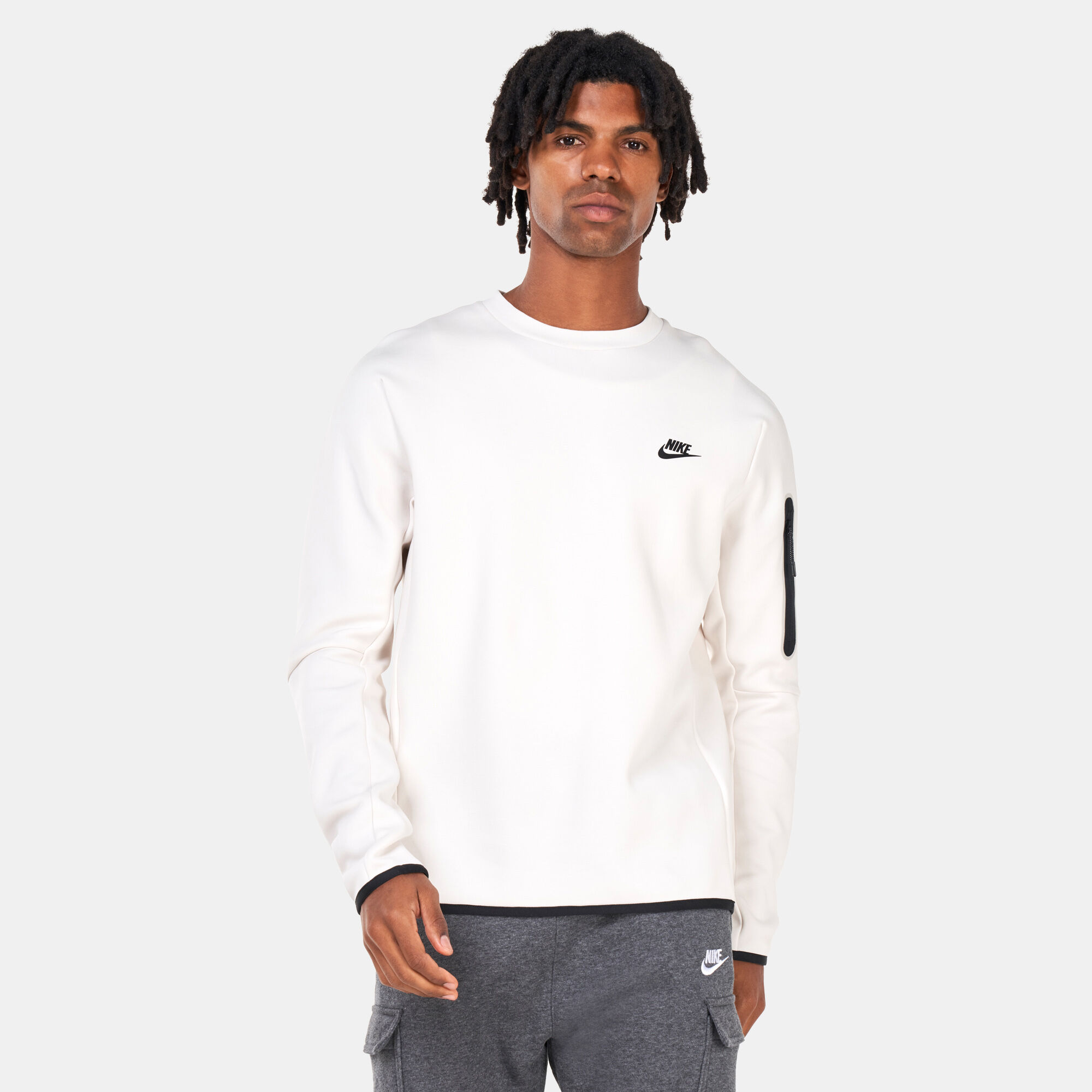 Nike tech fleece crewneck store