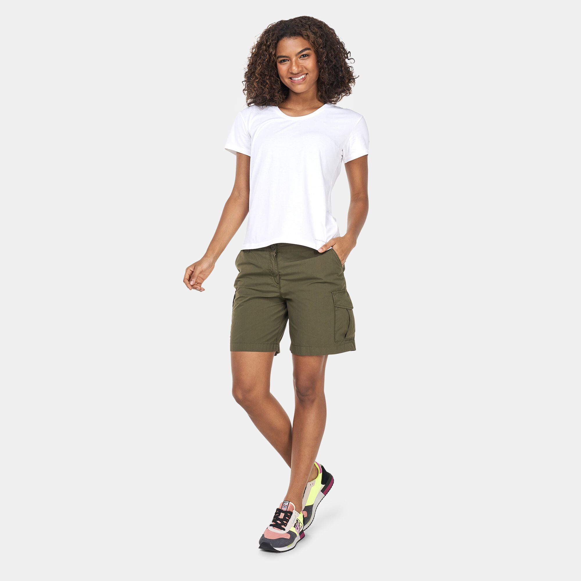 Women s Narin 4 Cargo Shorts Green Napapijri in Kuwait SSS