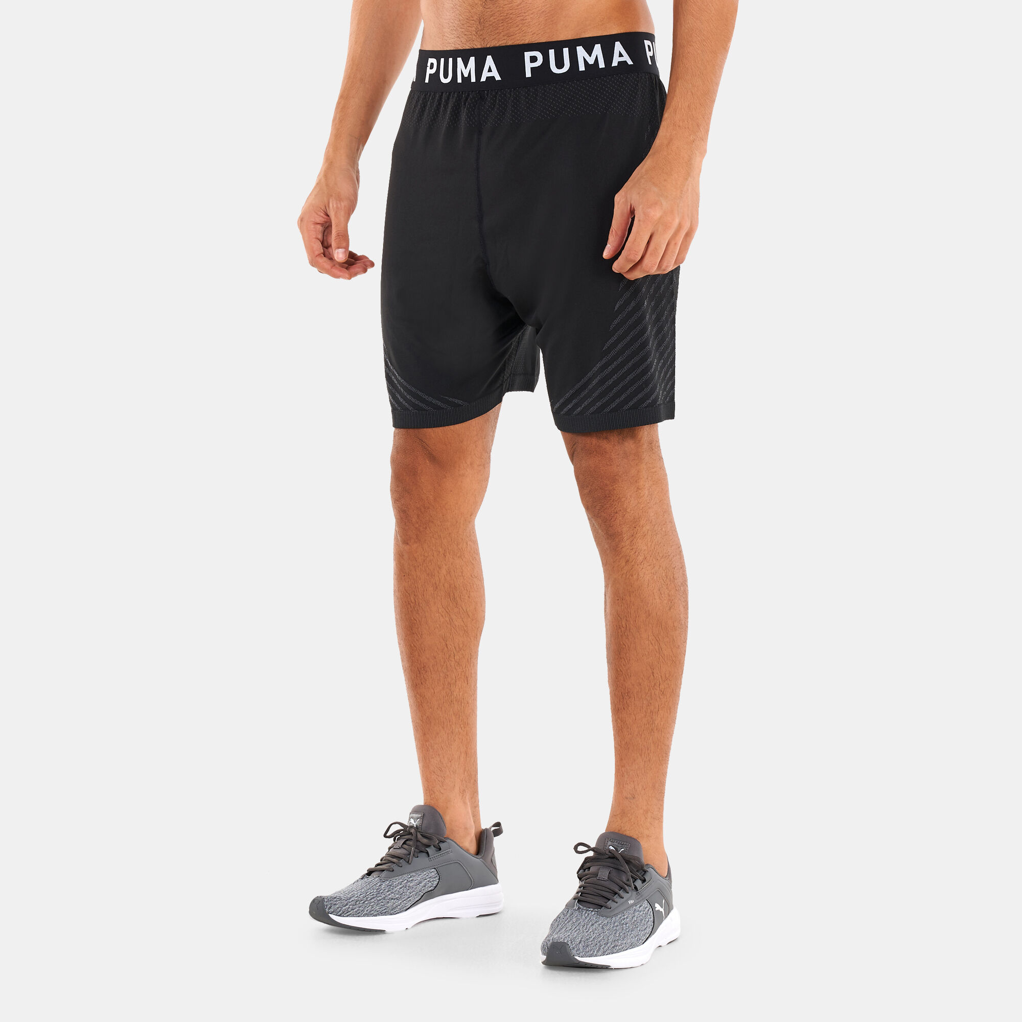 Men s FORMKNIT SEAMLESS 7 inch Training Shorts Black PUMA in Kuwait SSS