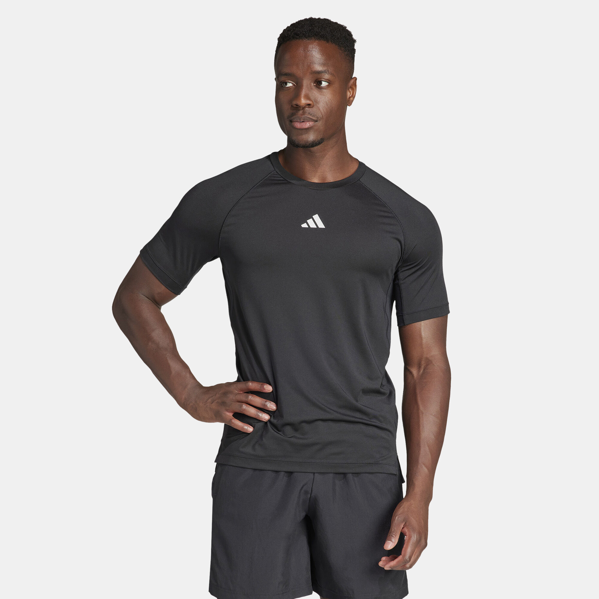 Adidas t shirt gym sales