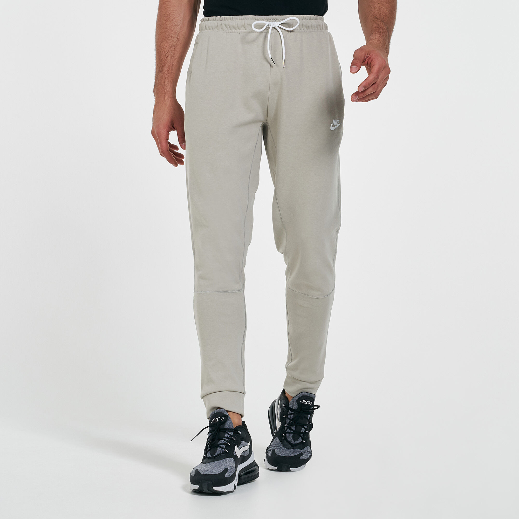 Nike modern shop fleece joggers