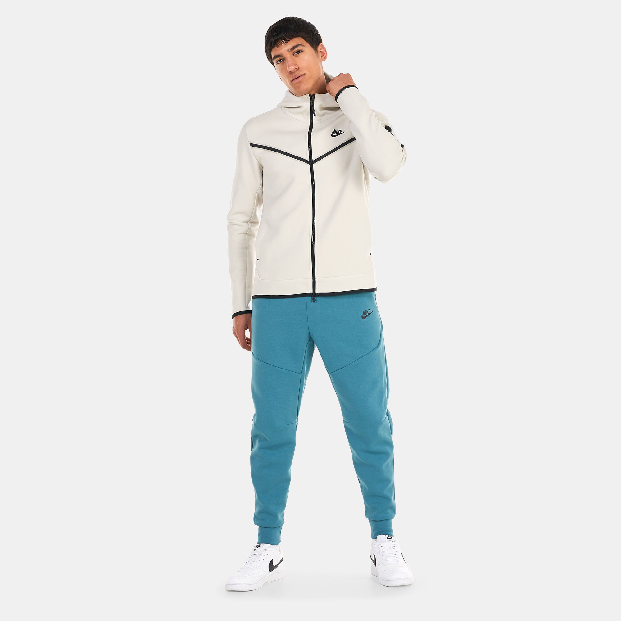 Buy Nike Men s Sportswear Tech Fleece Full Zip Hoodie White in