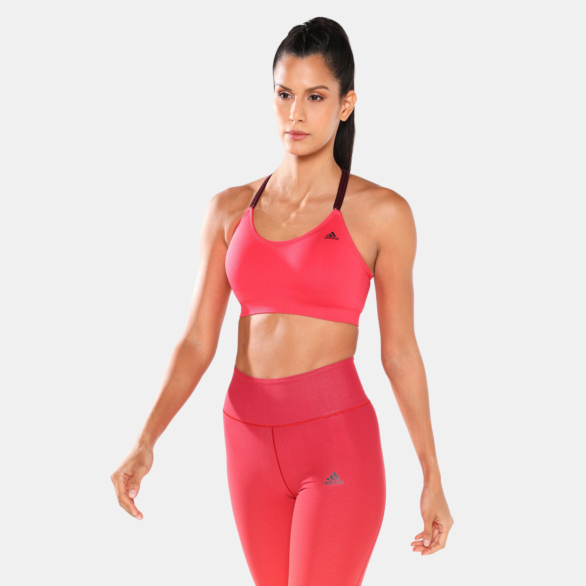 Adidas seamless 2025 sports bra