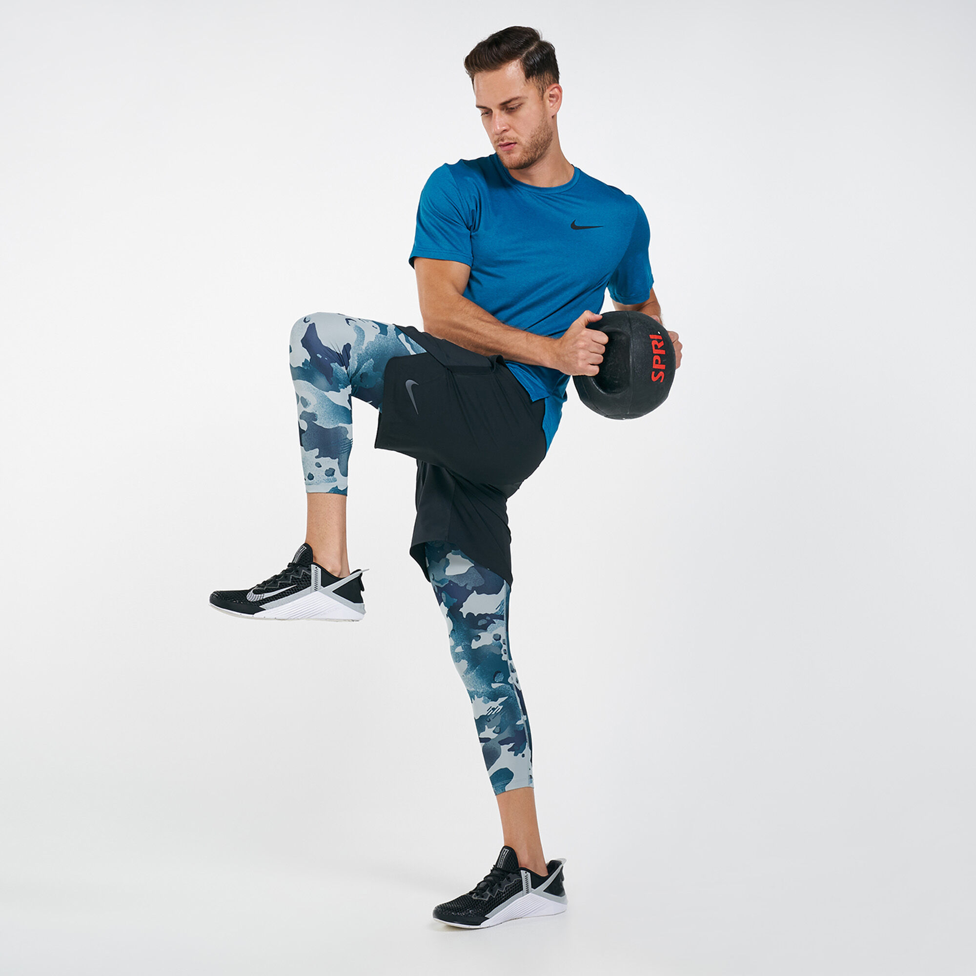Buy Nike Men s Pro Camo Tights Green in Kuwait SSS