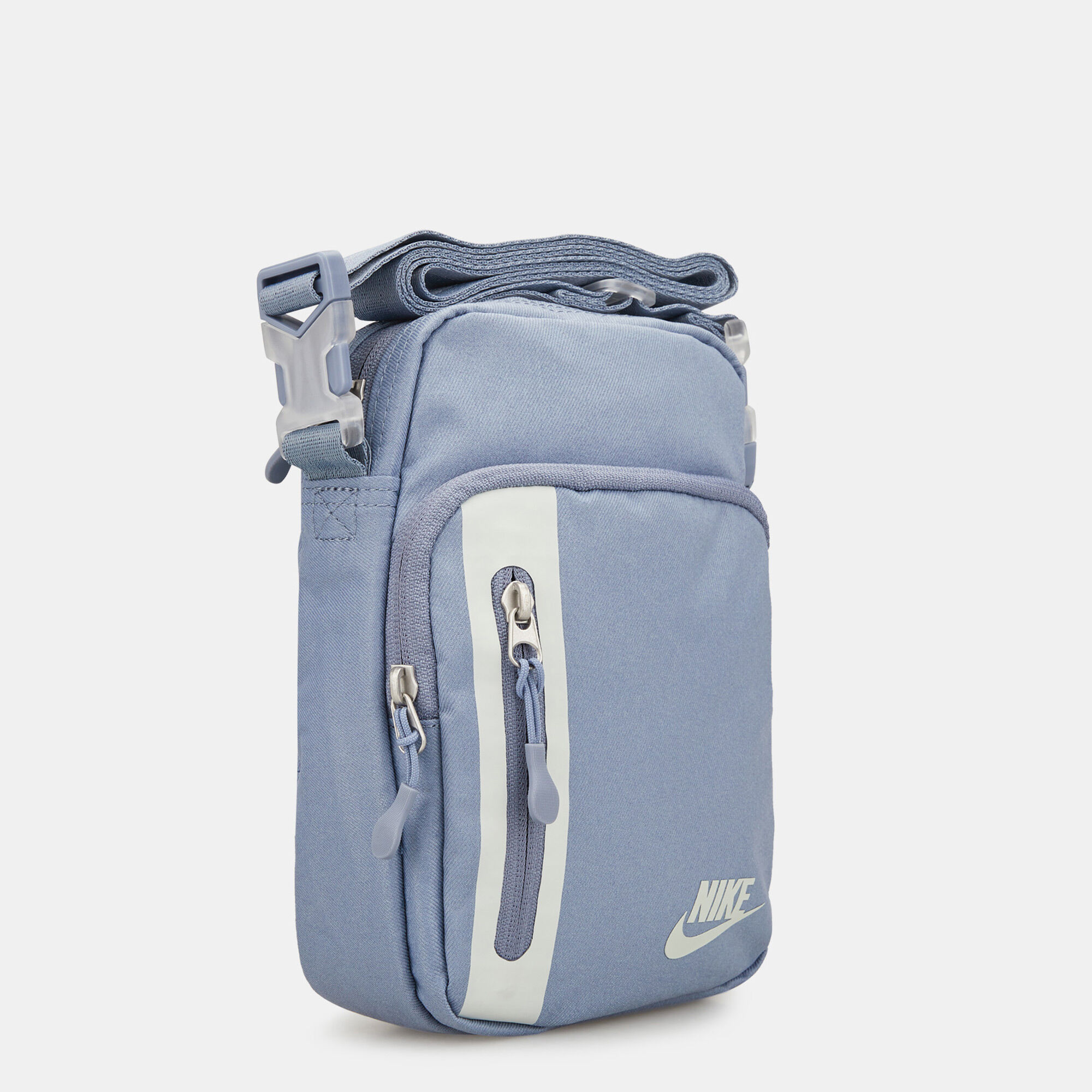 Elemental Premium Crossbody Bag Blue Nike in Kuwait SSS