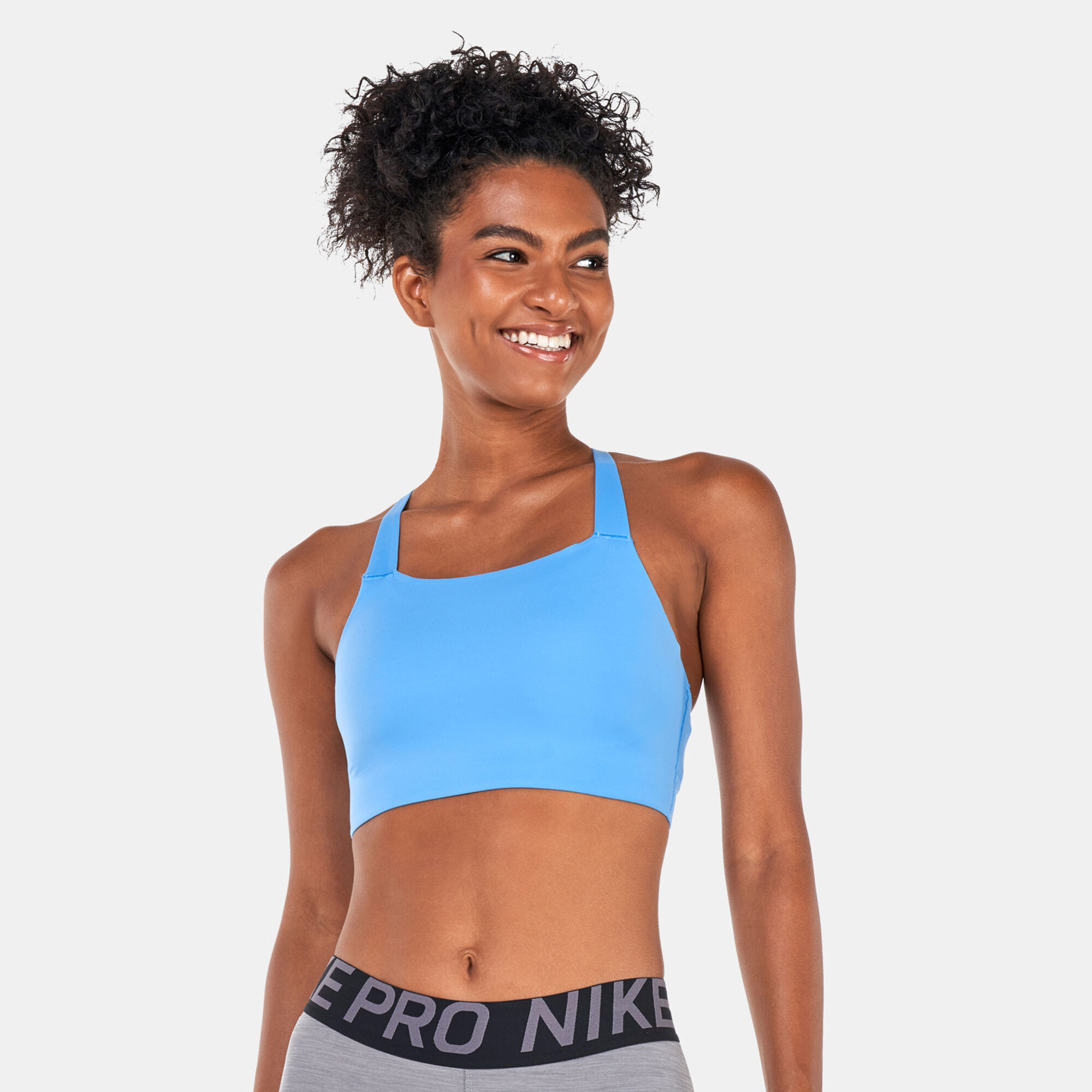 Nike intertwist sports bra shop