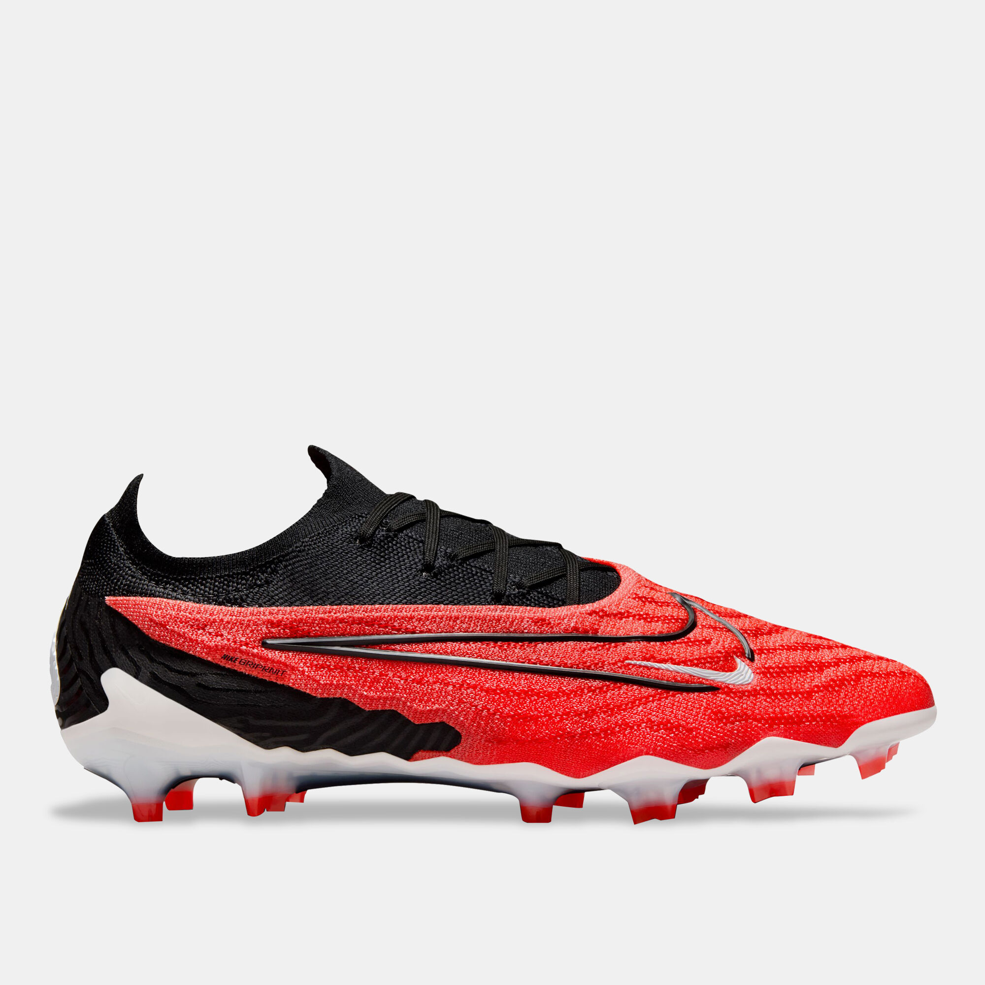 Football shoes hot sale phantom