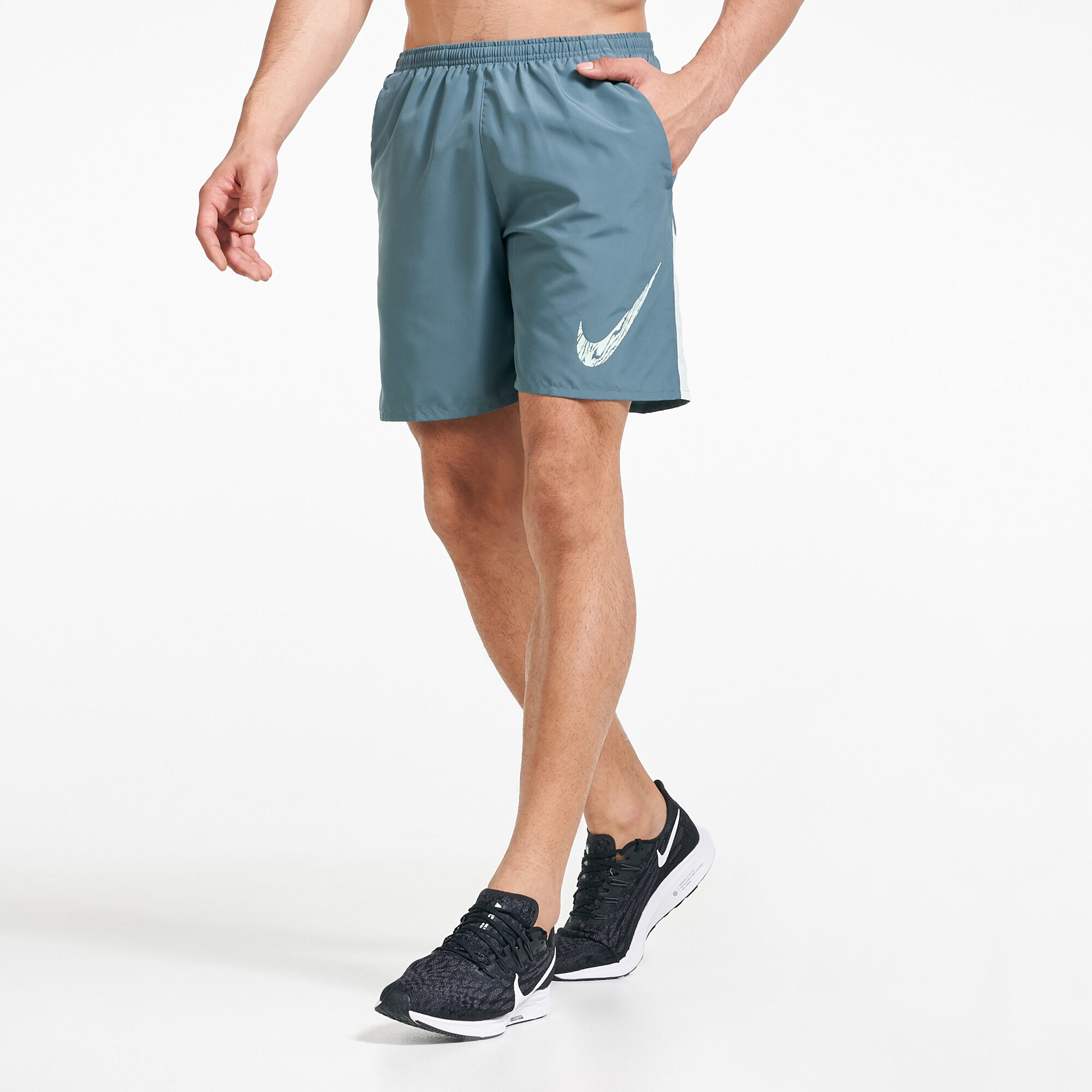 Nike Men s Windrunner 7 Inch Shorts