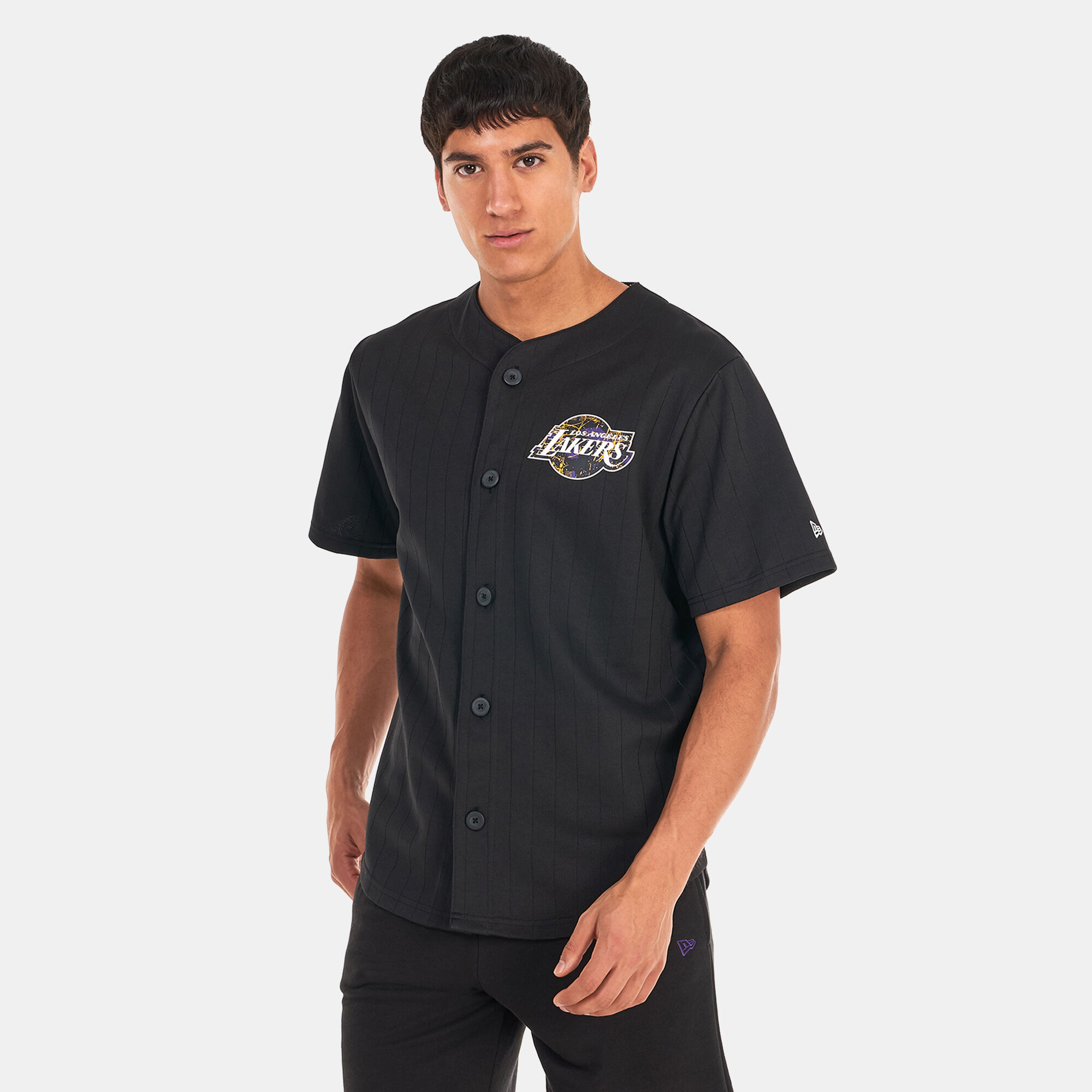 LA Lakers Team Logo Jersey Black New Era in Kuwait SSS