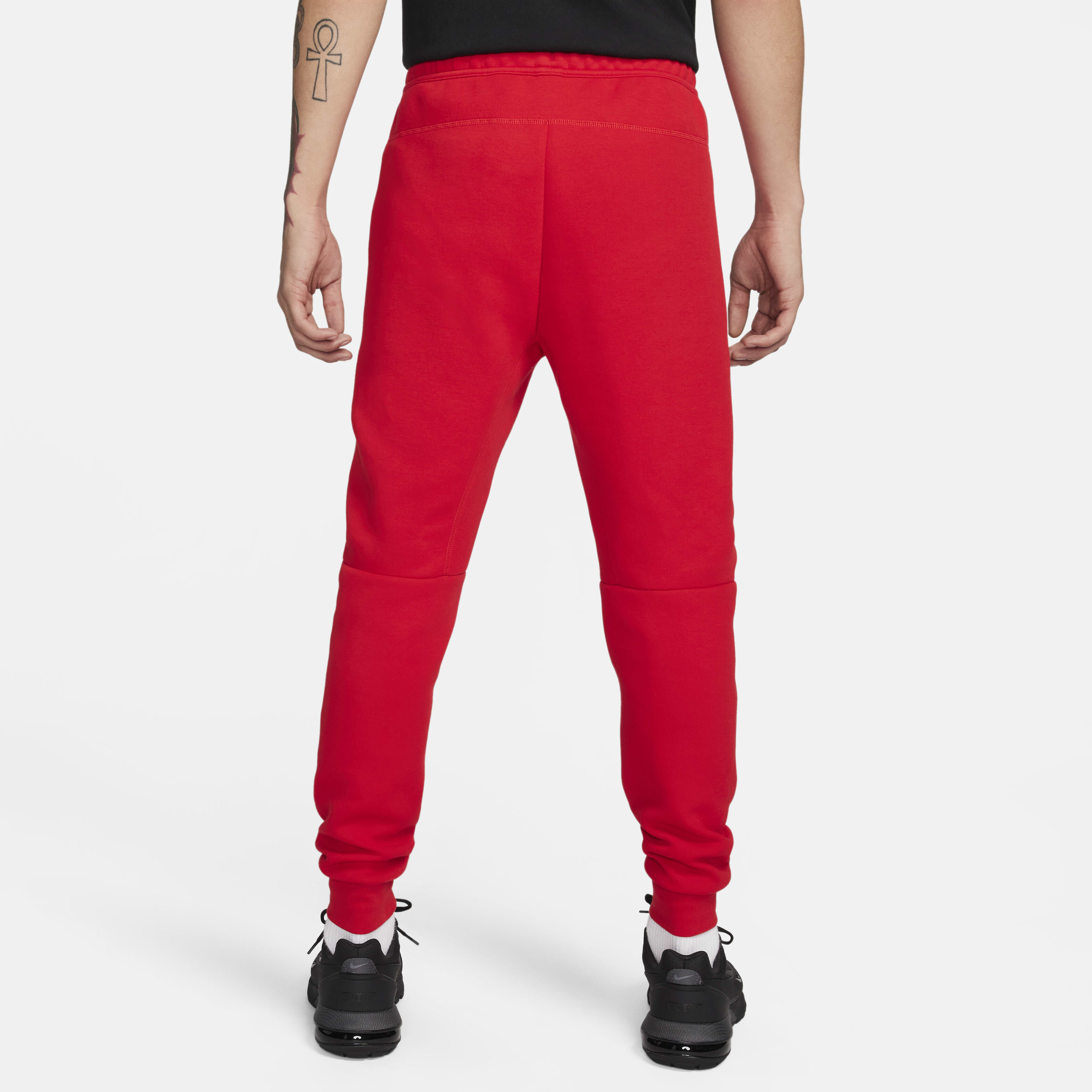 Mens red nike joggers shop