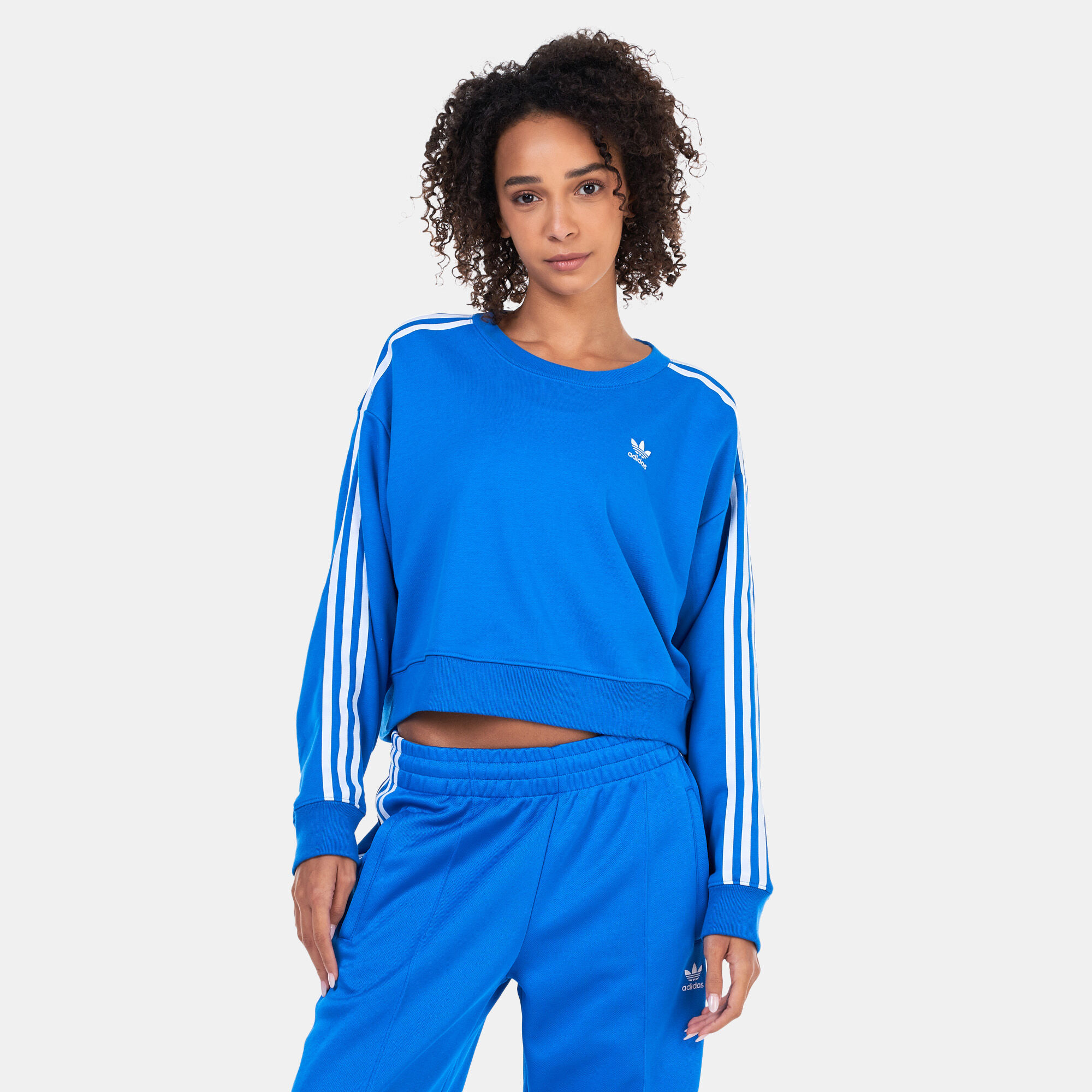 Women s Adicolor Classic Sweatshirt Blue adidas Originals in Kuwait SSS