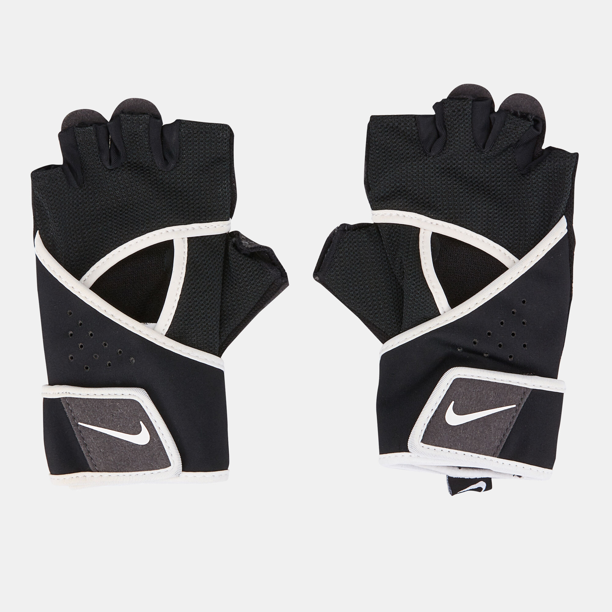 Nike premium fitness gloves sales