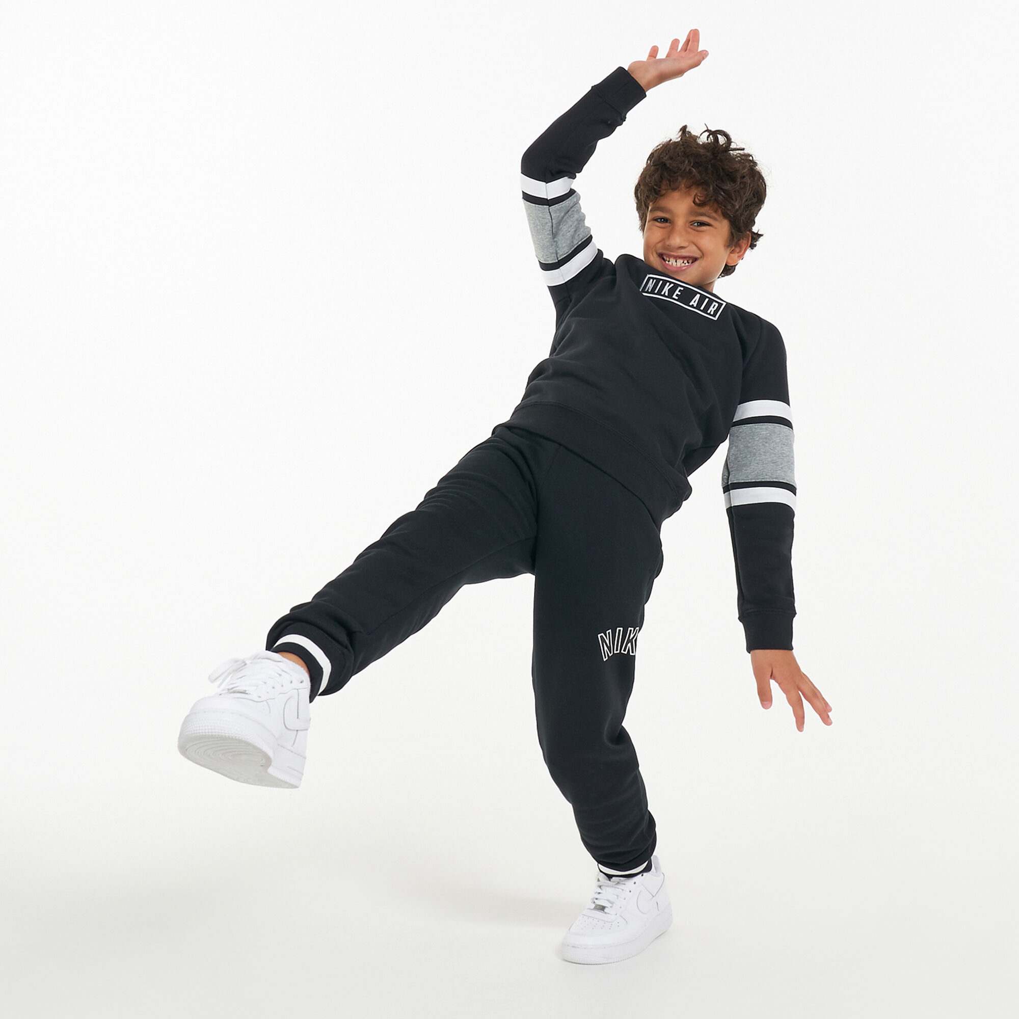 Nike air pants boys hotsell