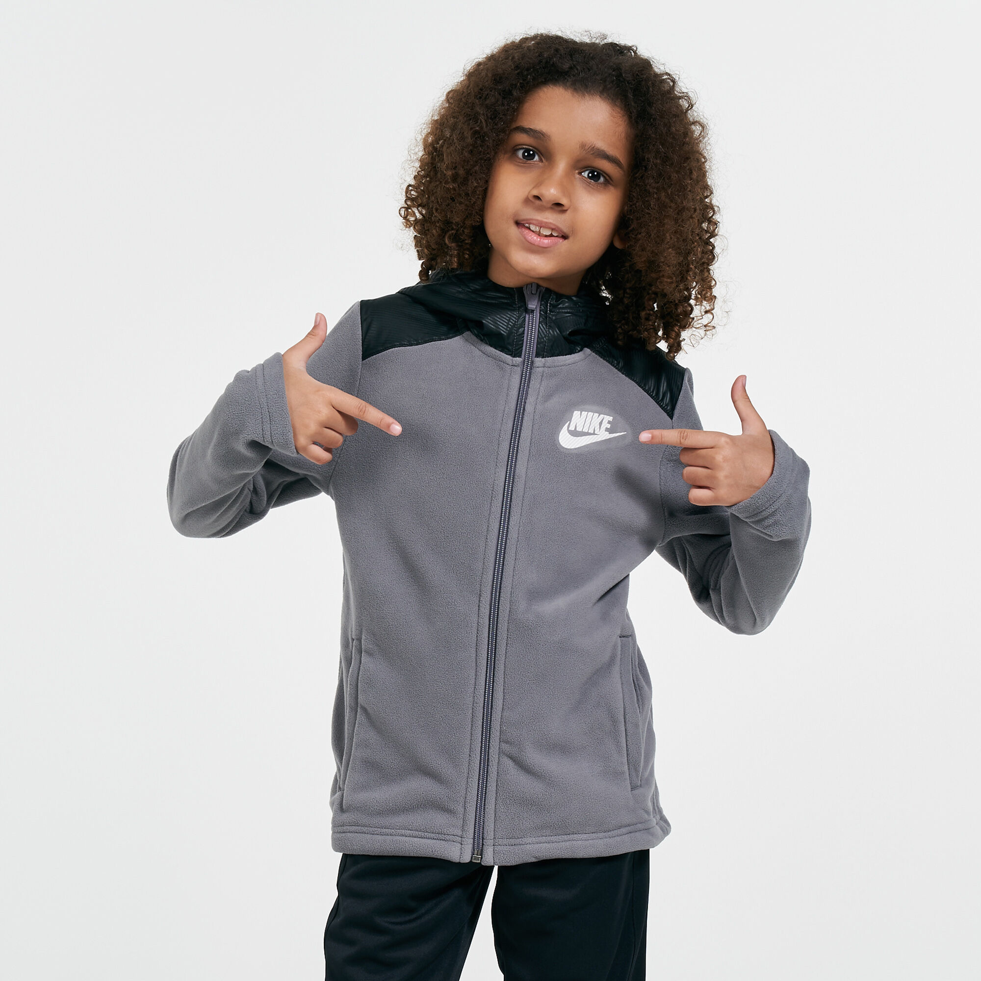 Nike winterized hotsell full zip hoodie