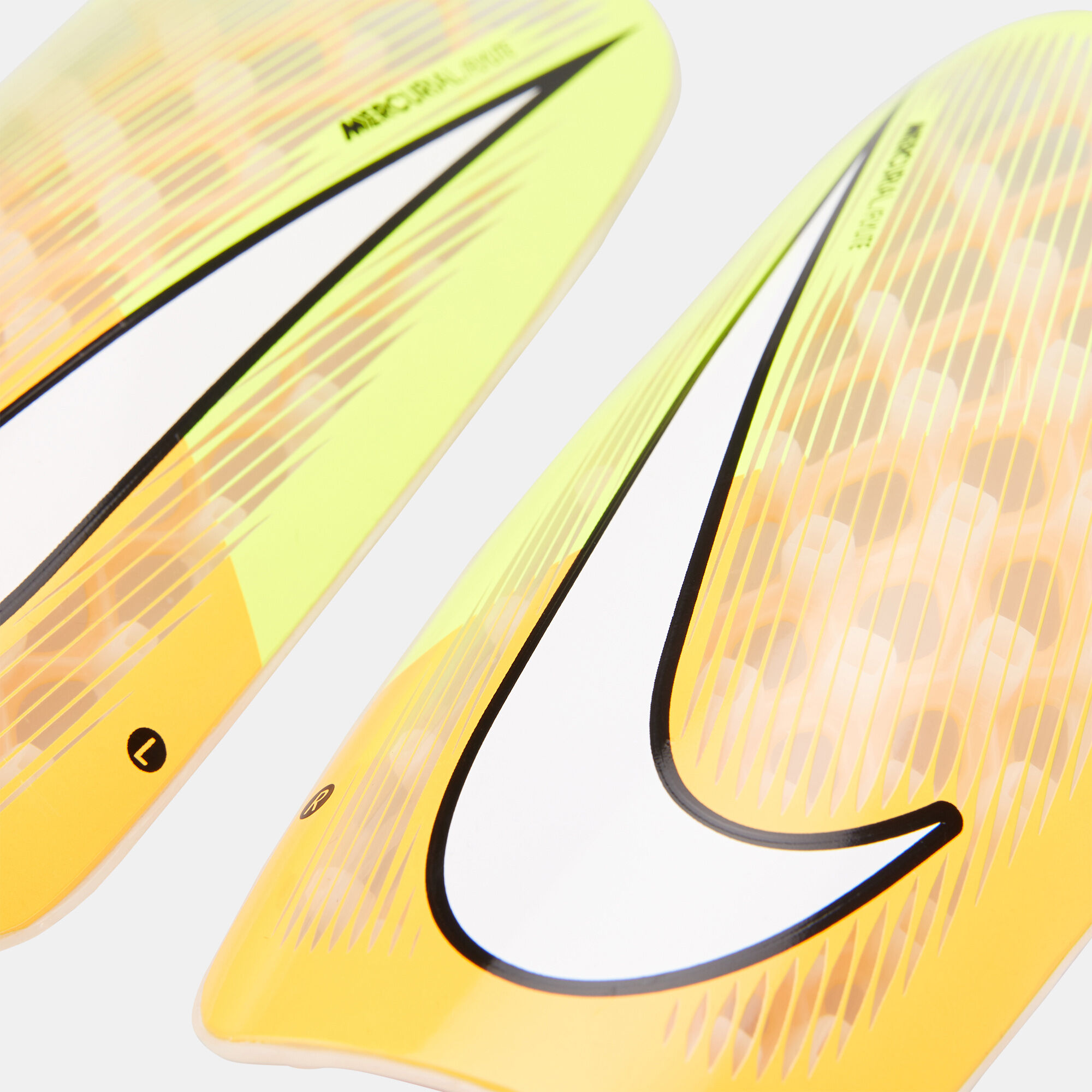Men s Mercurial Flylite Shin Guards