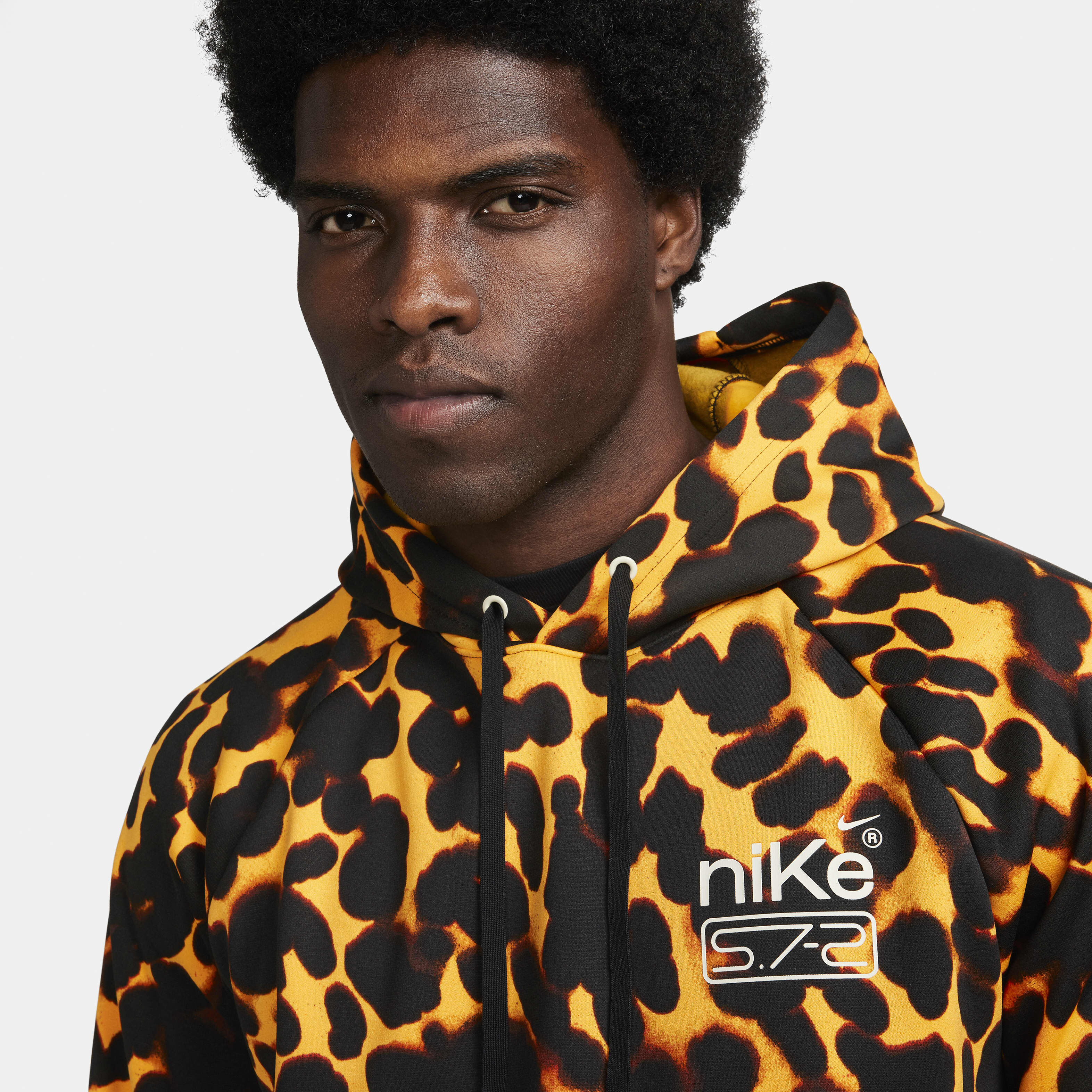Men s Studio 72 Therma FIT Hooded Fitness Sweatshirt Yellow Nike in Kuwait SSS