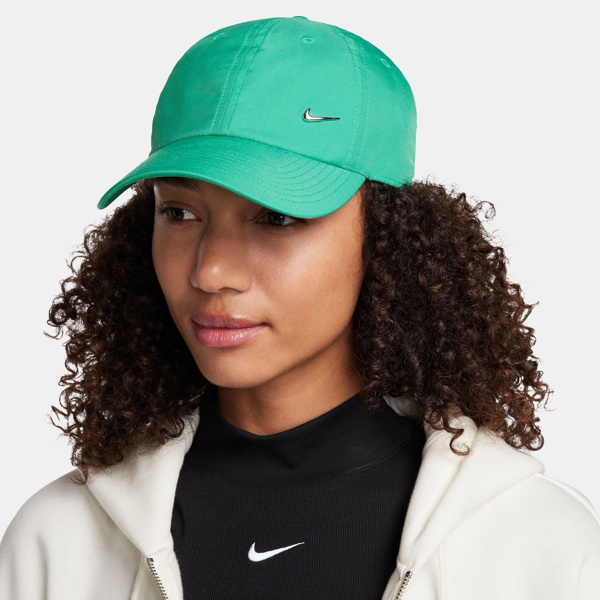 Nike metal swoosh logo clearance