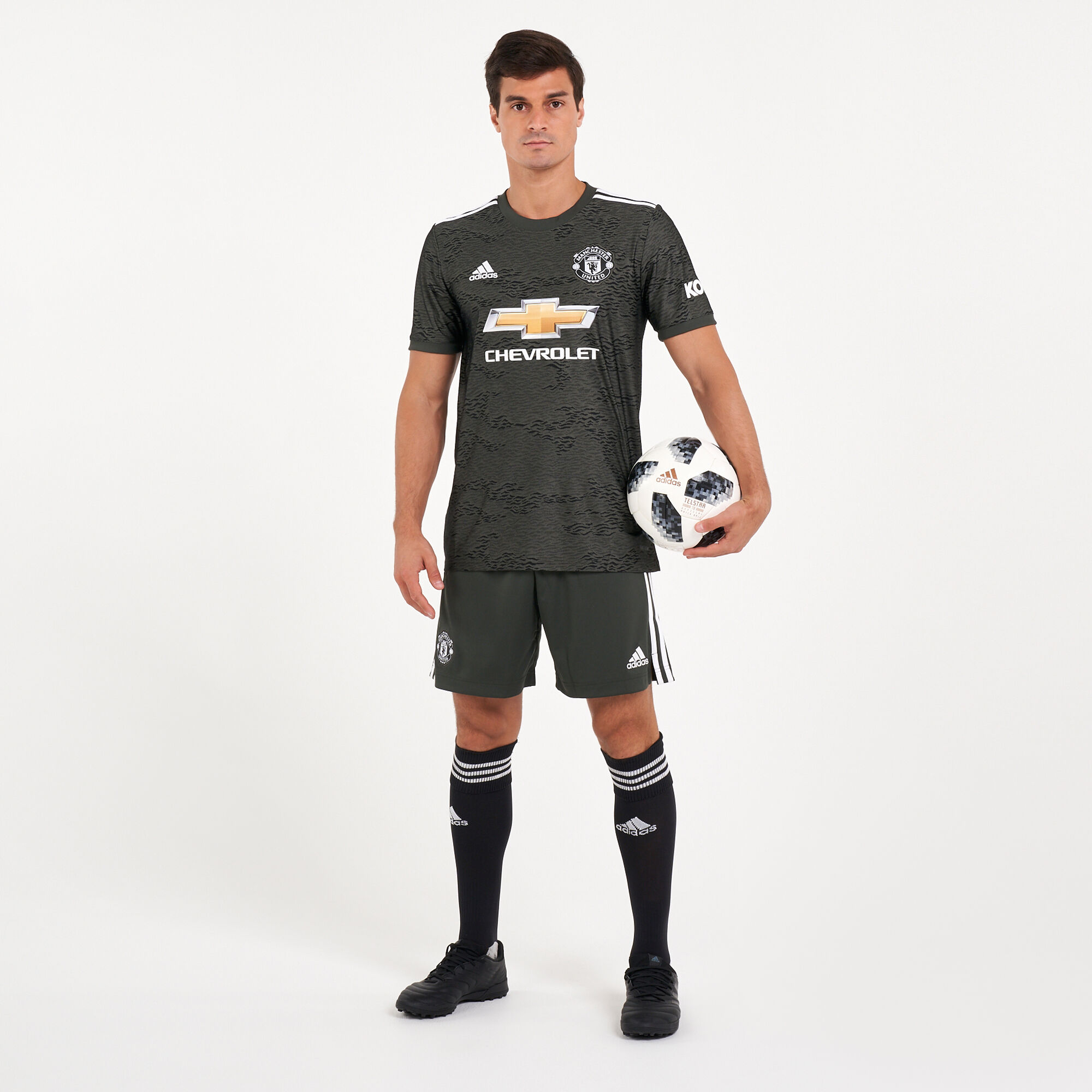Man u best sale away kit 2020
