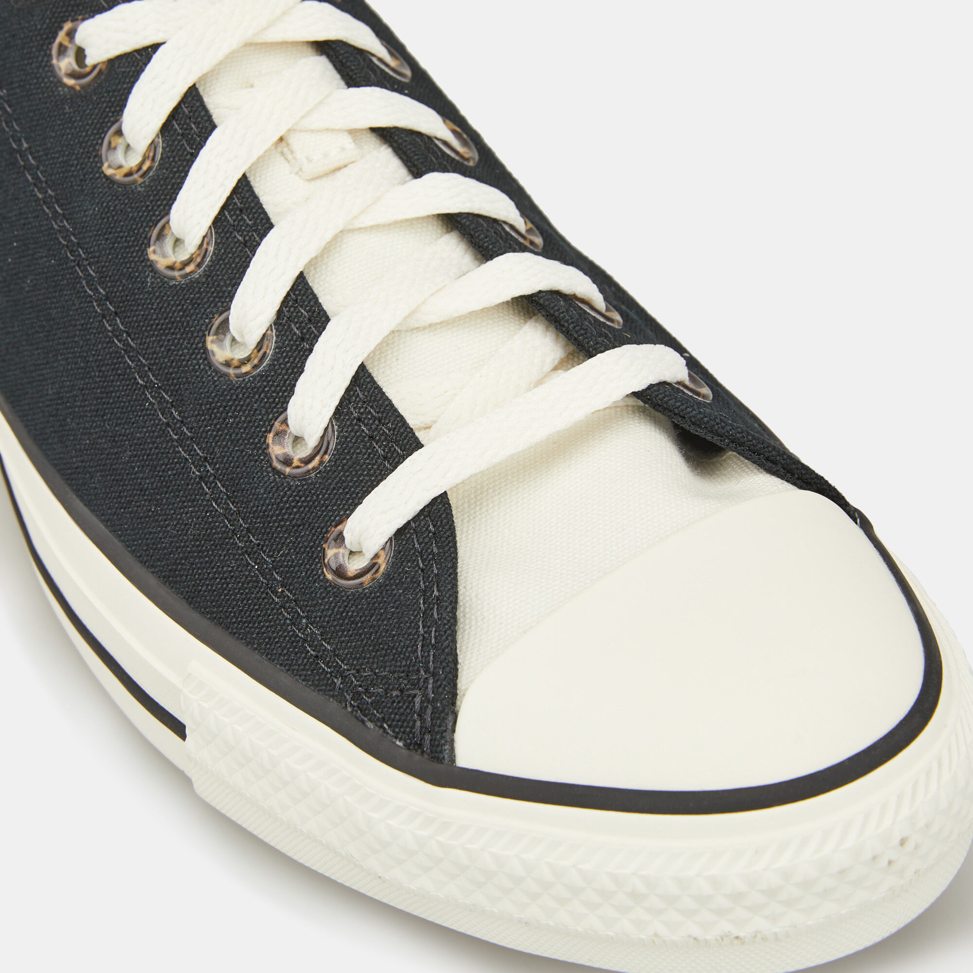 Chuck Taylor All Star Unisex Shoe Black Converse in Kuwait SSS