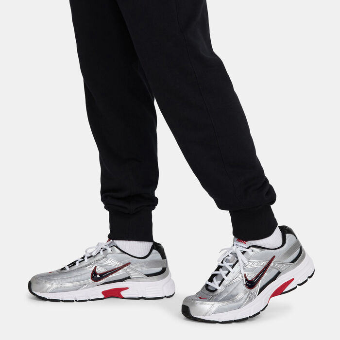 Nike Men's Club French Terry Joggers Black image number 5