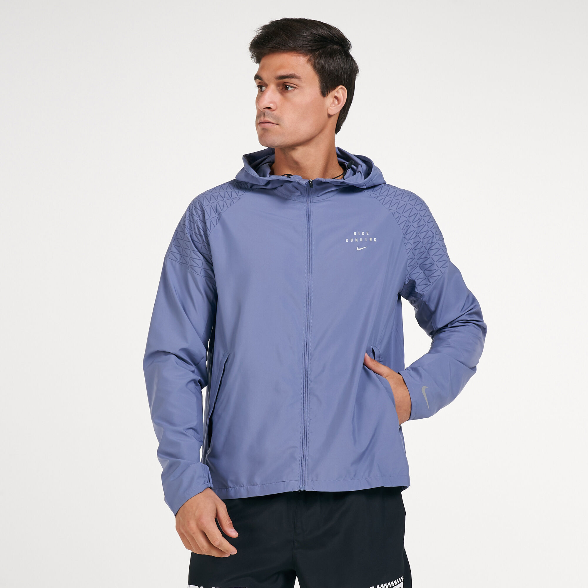Nike essential run shop division flash jacket