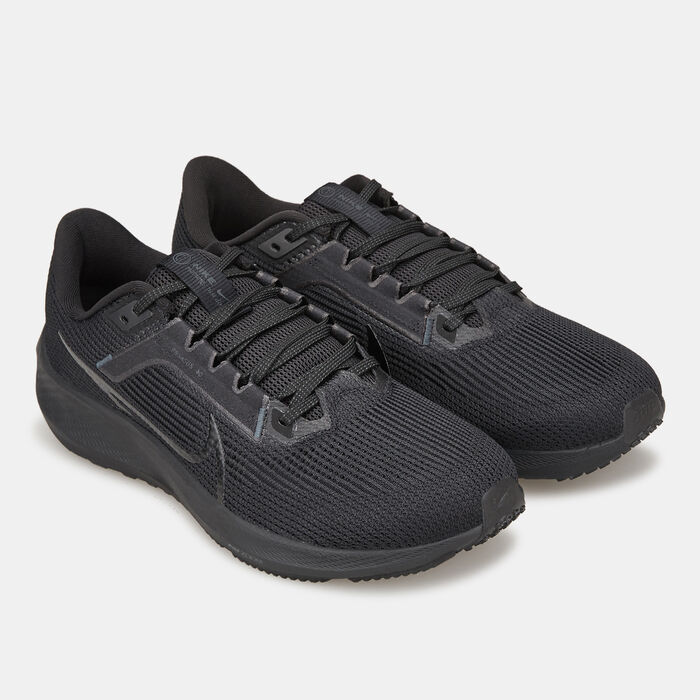 Nike Men's Pegasus 40 Road Running Shoe Black image number 2