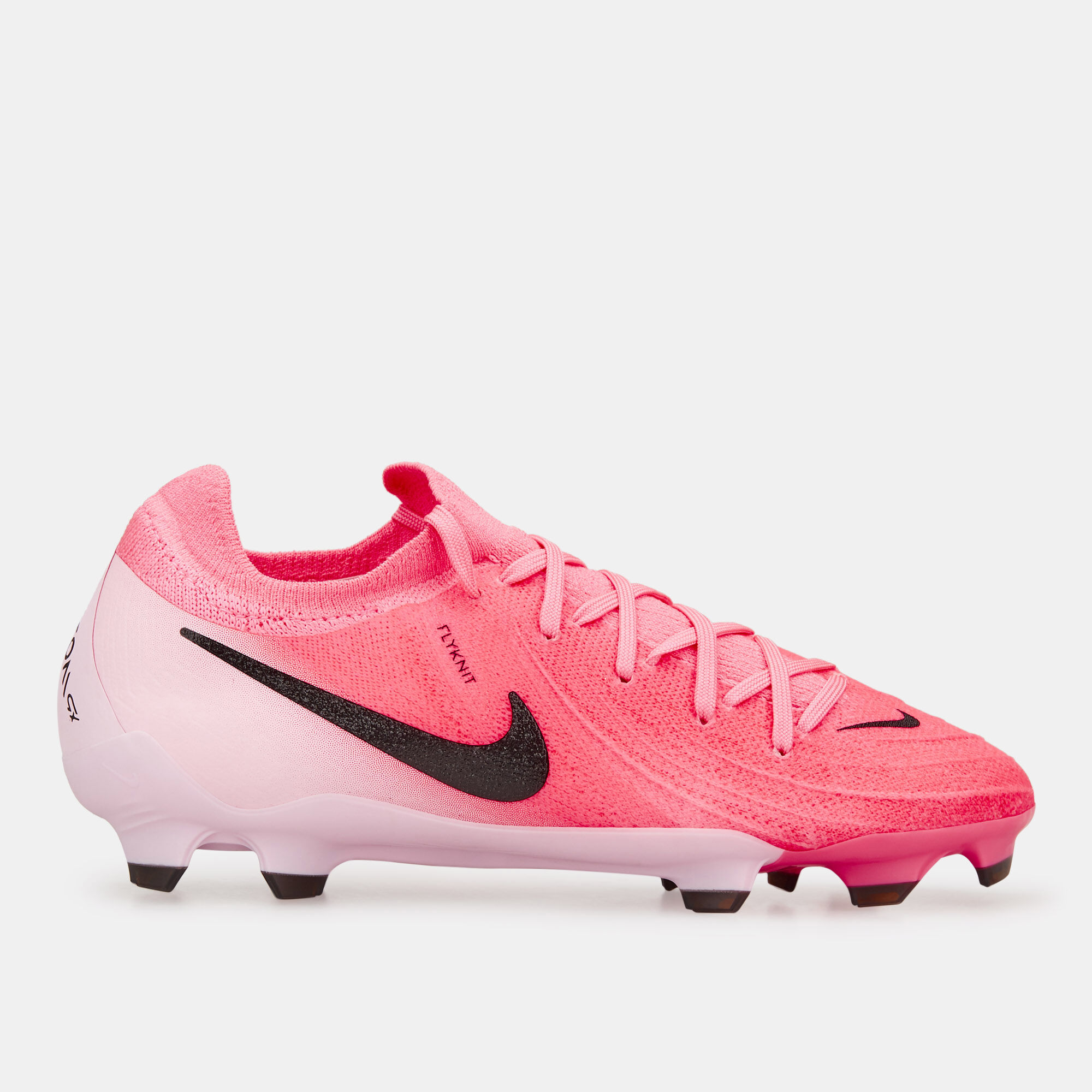 Men s Football Shoes 70 Off in Kuwait Soccer Shoes for men SSS