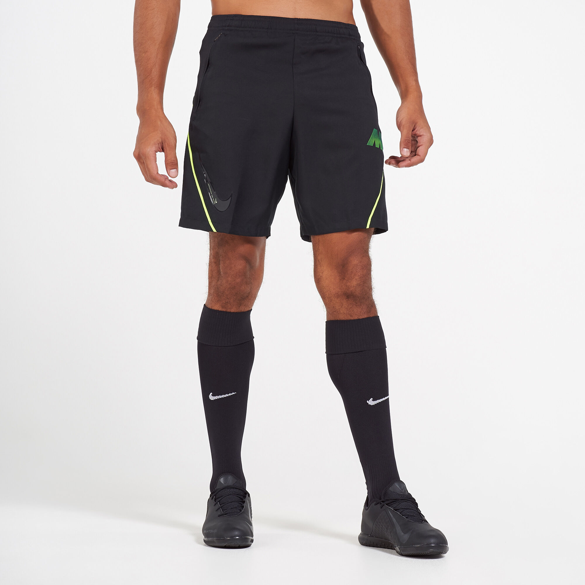 Short shop nike mercurial