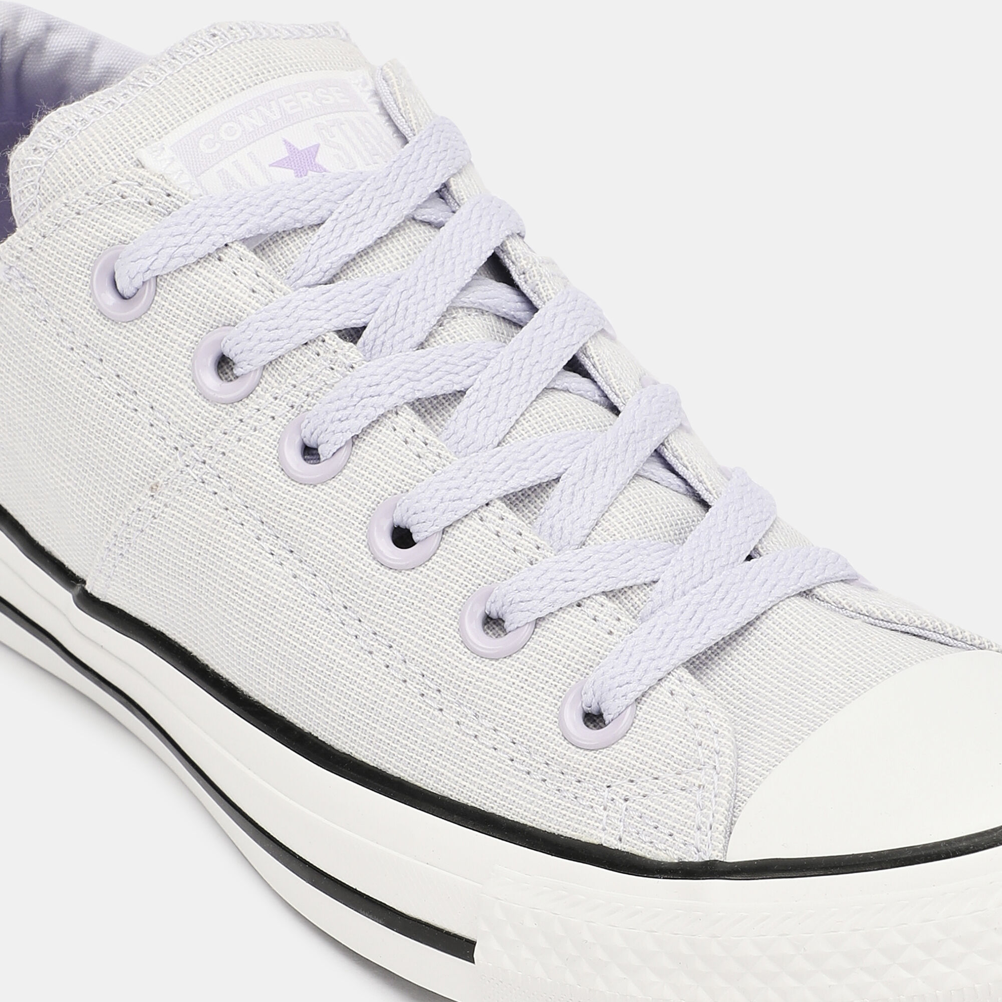 Converse Chuck Taylor Madison Ox All Star Unisex Shoe in Kuwait SSS