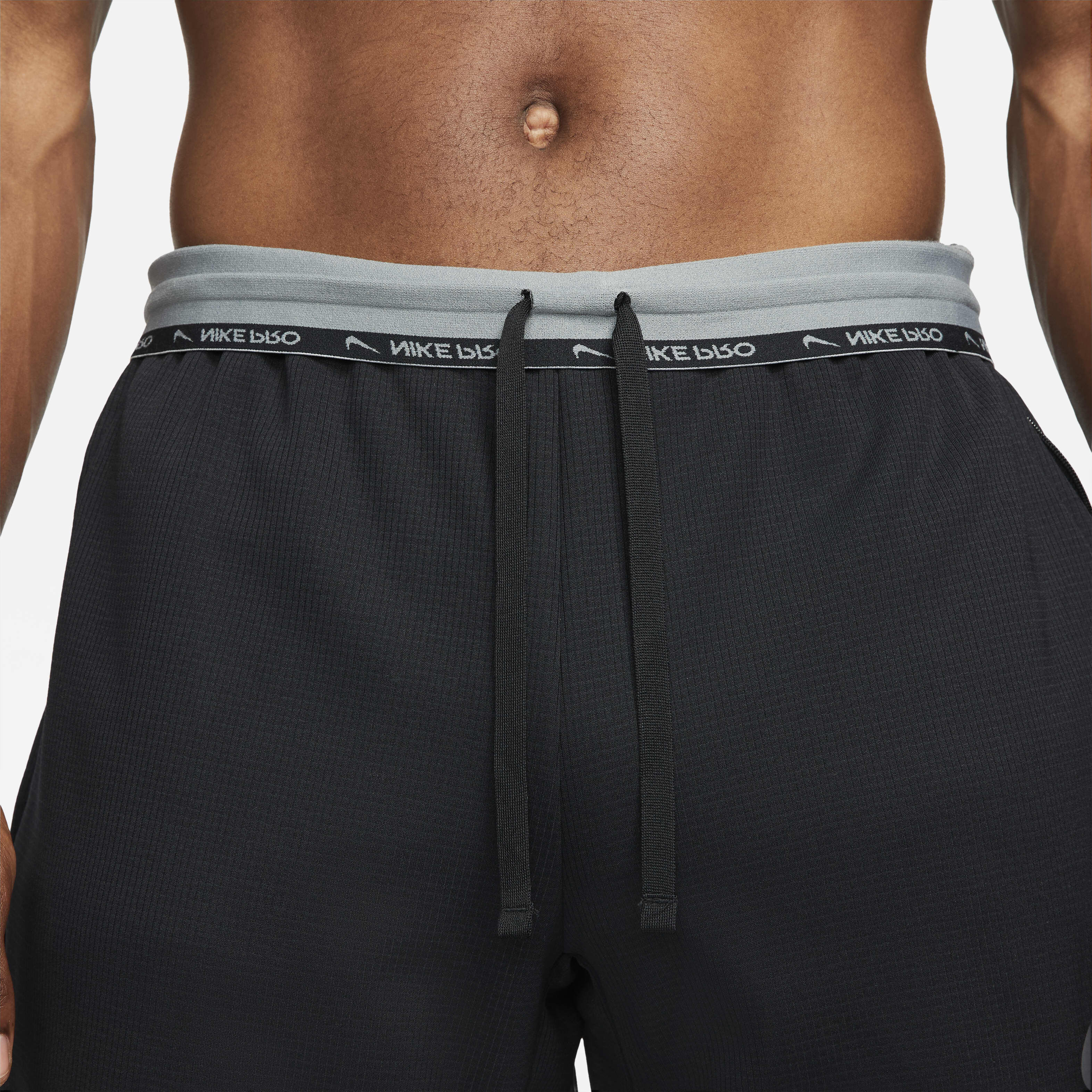 Nike therma sphere trousers top