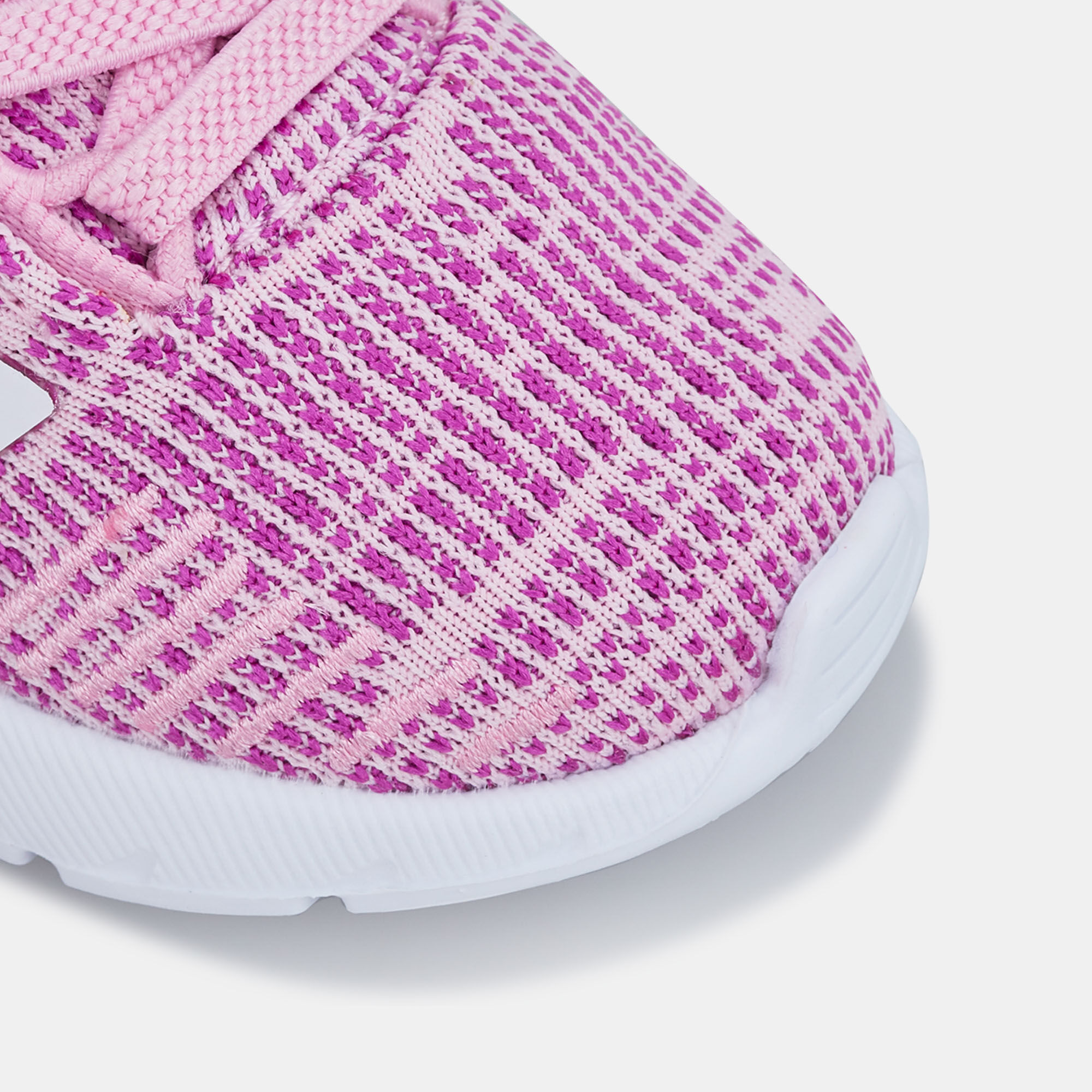 Adidas swift sales run junior red