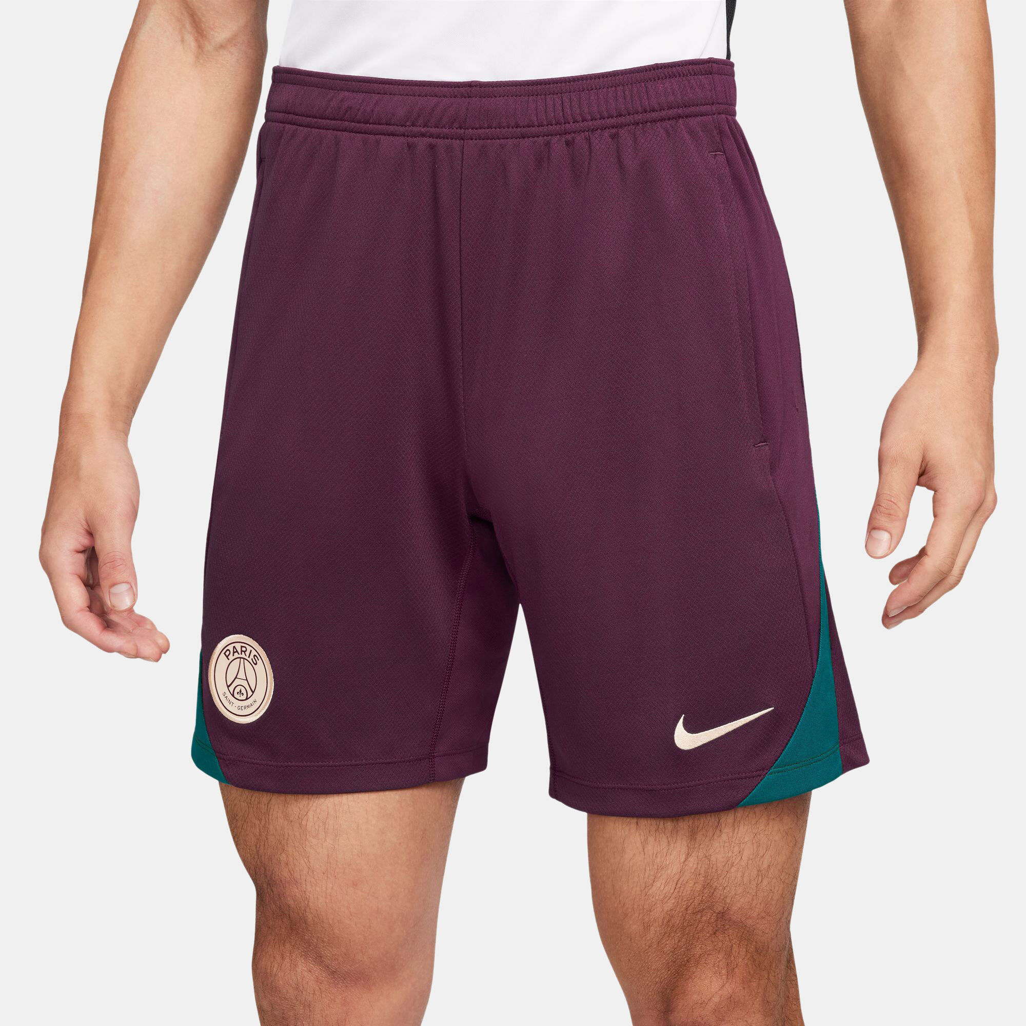 Slim fit football shorts top