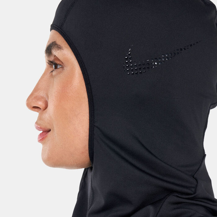 Nike Women's Pro Hijab Black image number 1