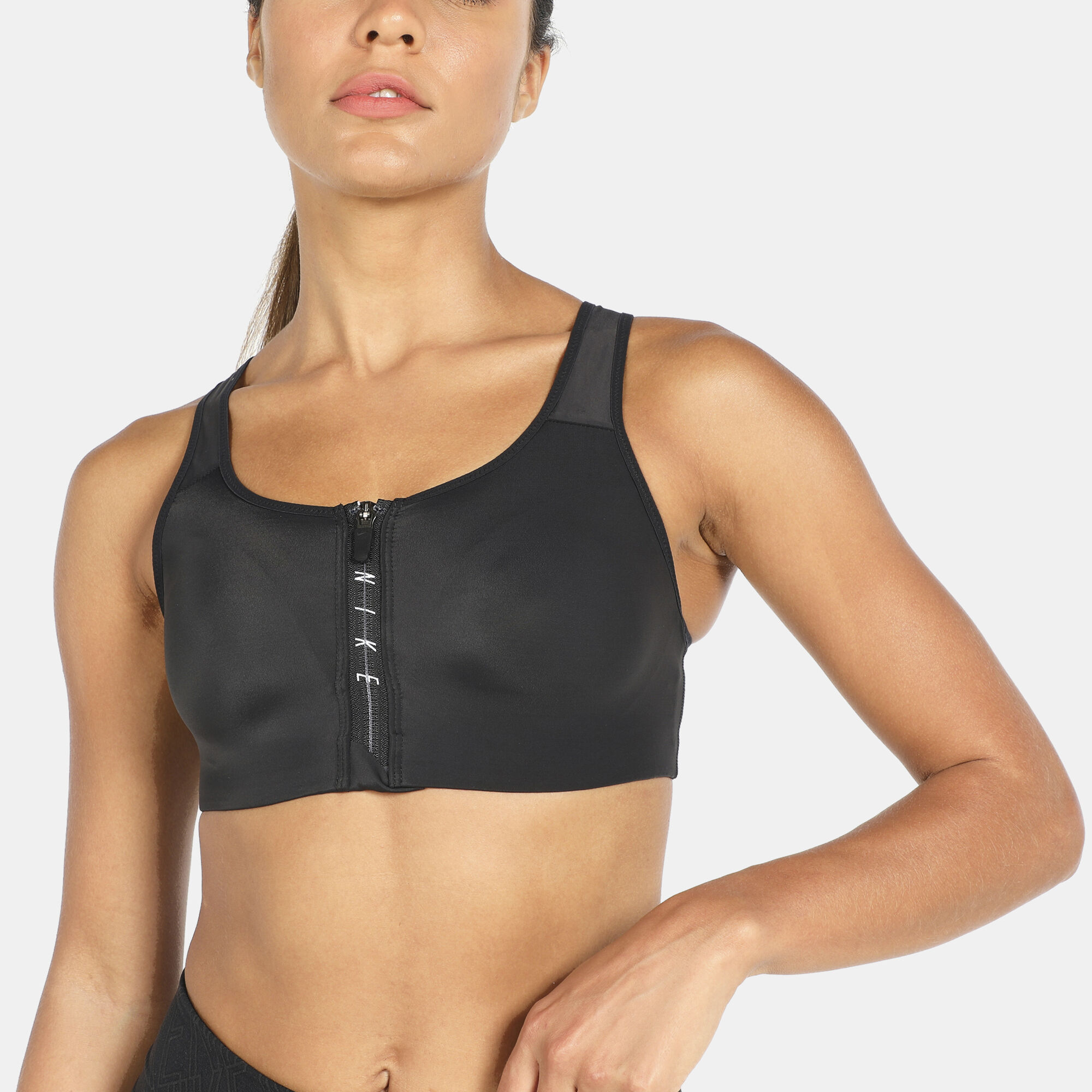 Nike shape zip sales