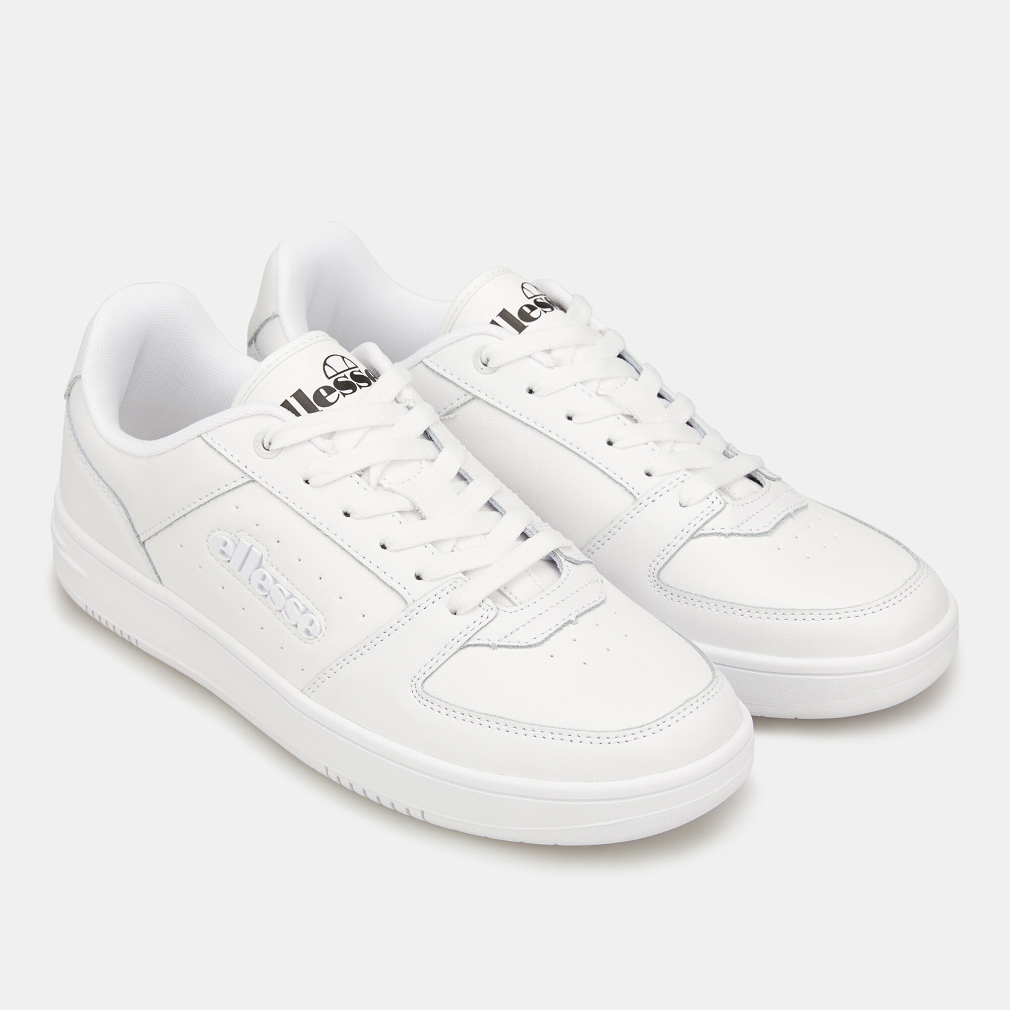 Old school ellesse sneakers top